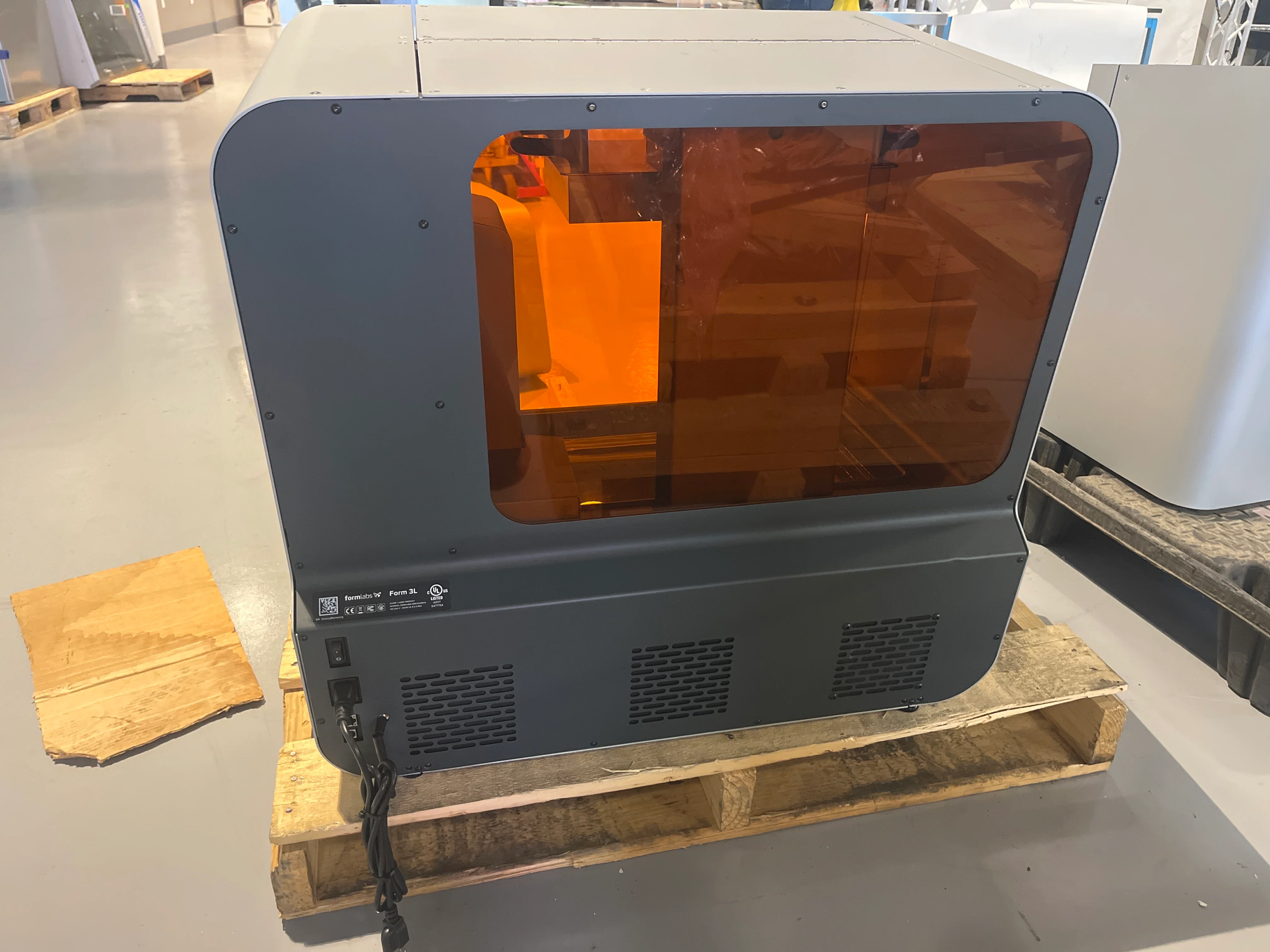 Formlabs Form 3L 3D SLA Printer System With Form Cure L, Form Wash L - Image 11