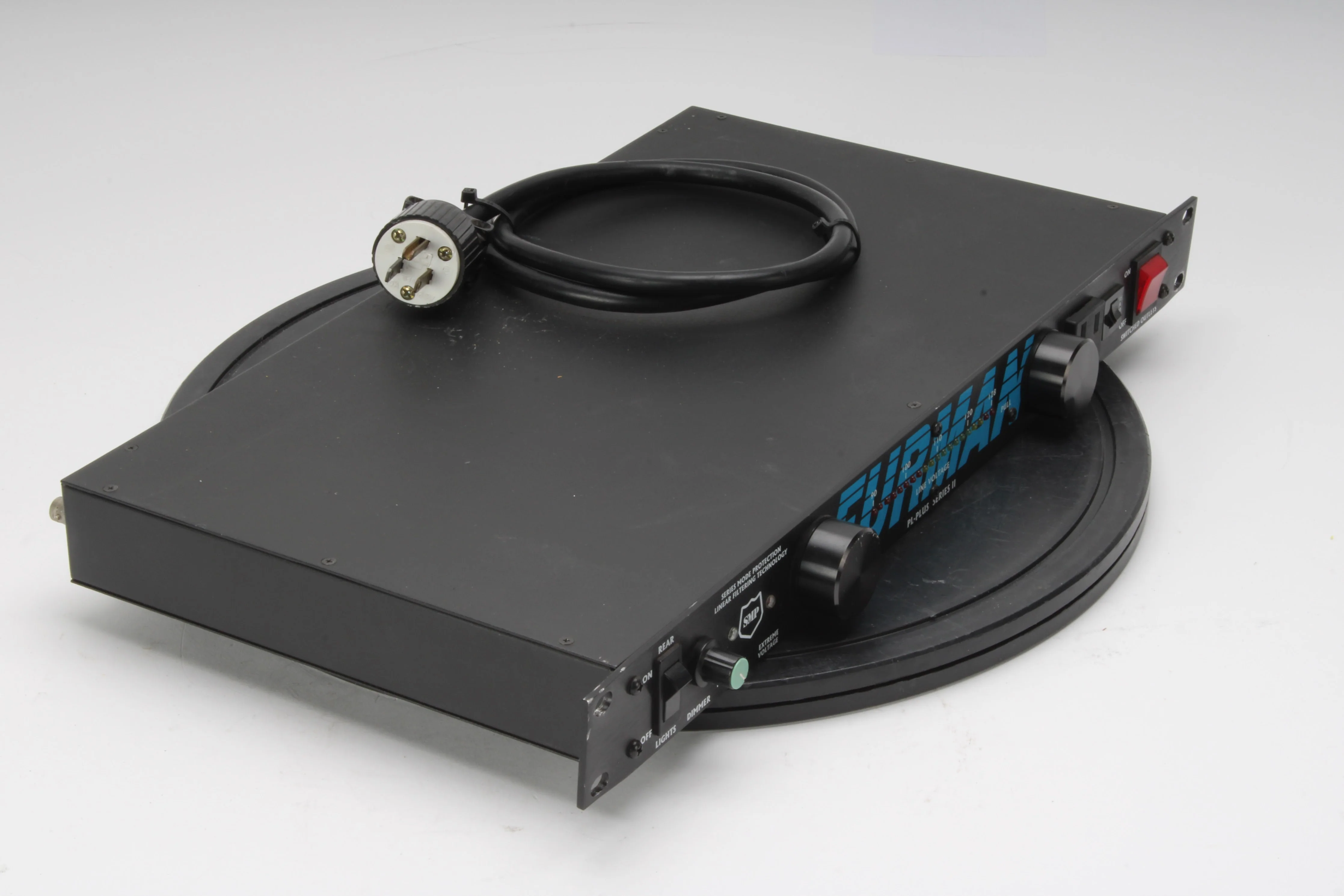 Furman PL-Plus II Power Conditioner - Image 6