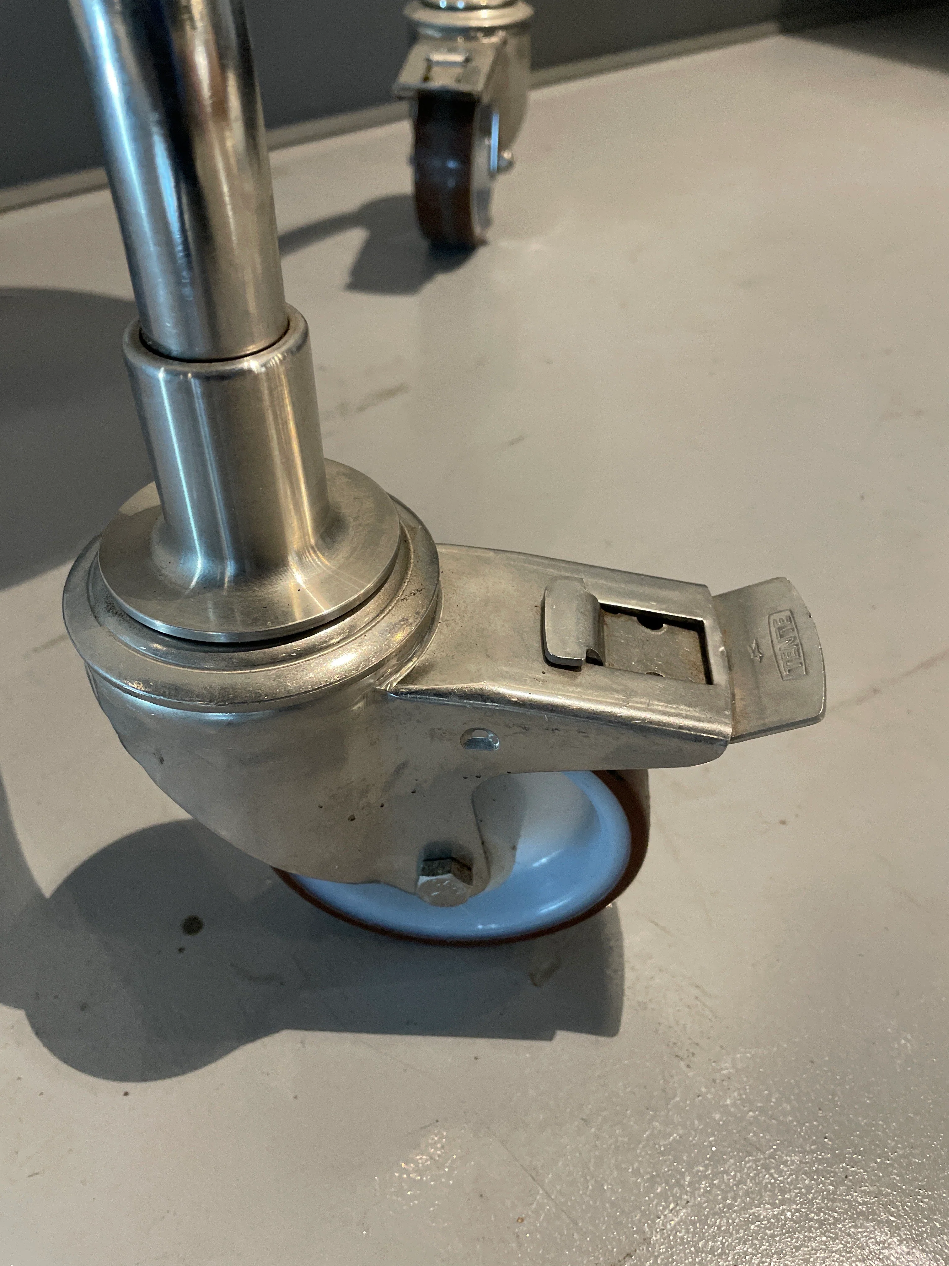 GE Healthcare BPG 200/500 18110311 Chromatography Column MFG Date 01/2019 - Image 3