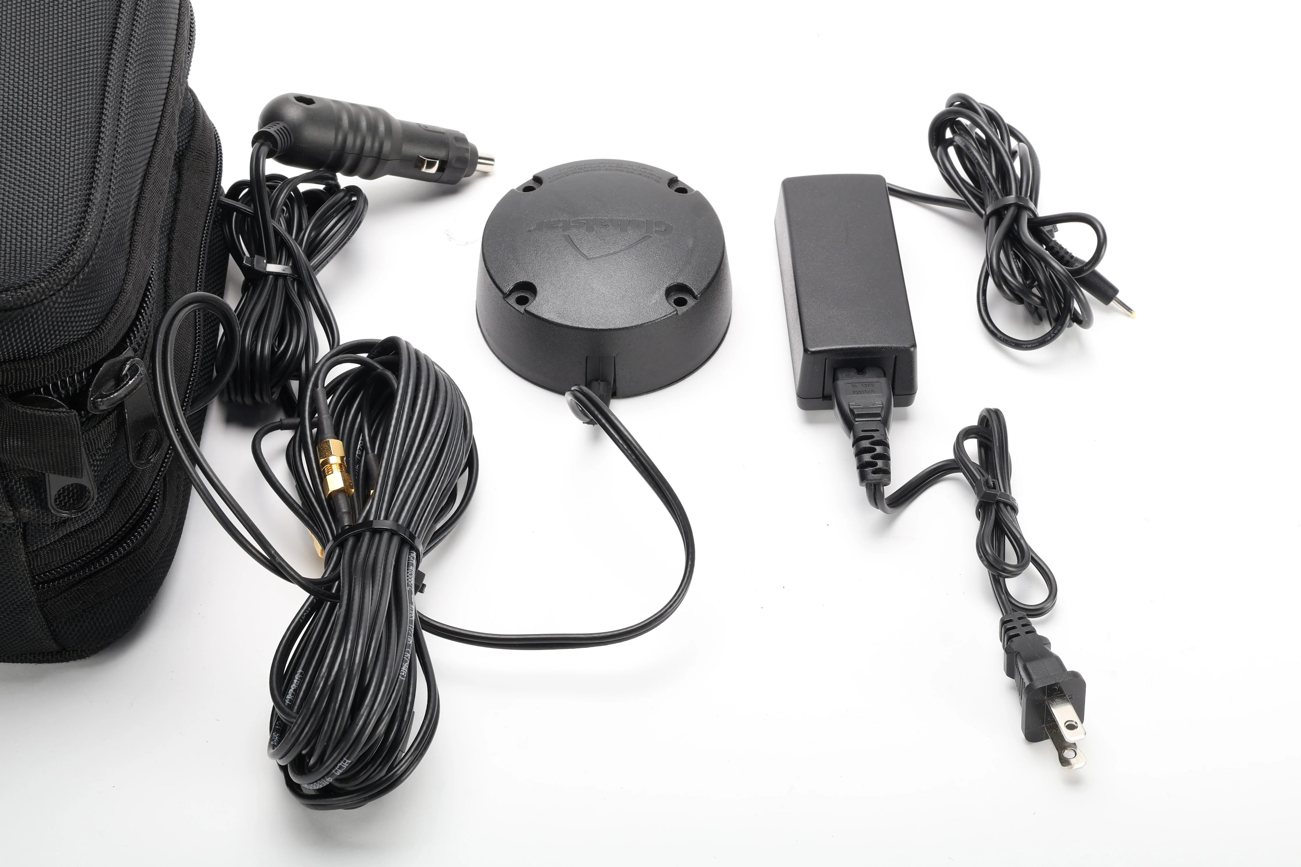 Globalstar GSP-1700 Global Connectivity Compact Satellite Phone With Accessories - Image 11