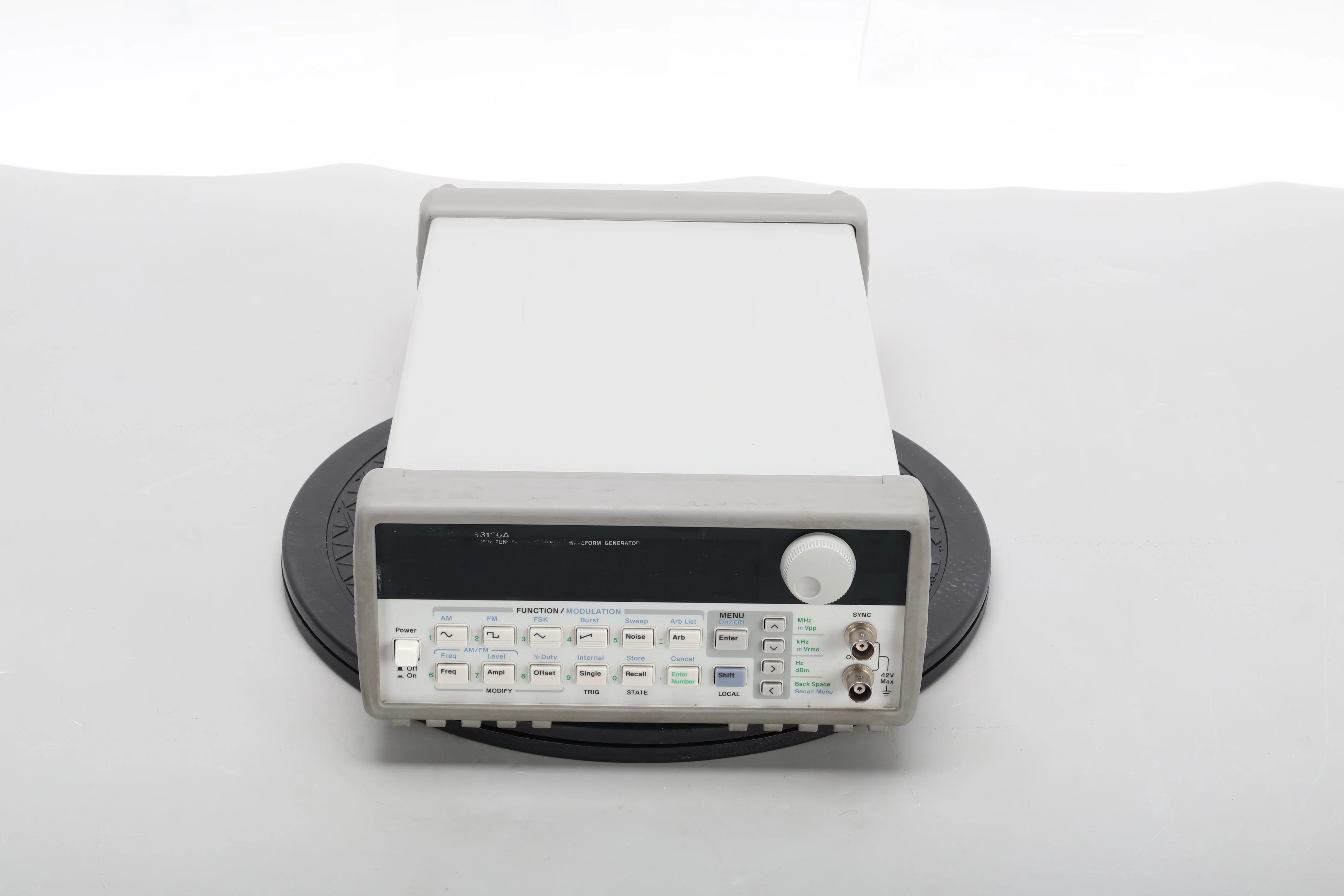 HP 33120A 15MHz Function / Arbitrary Waveform Generator With Power Cable - Image 4