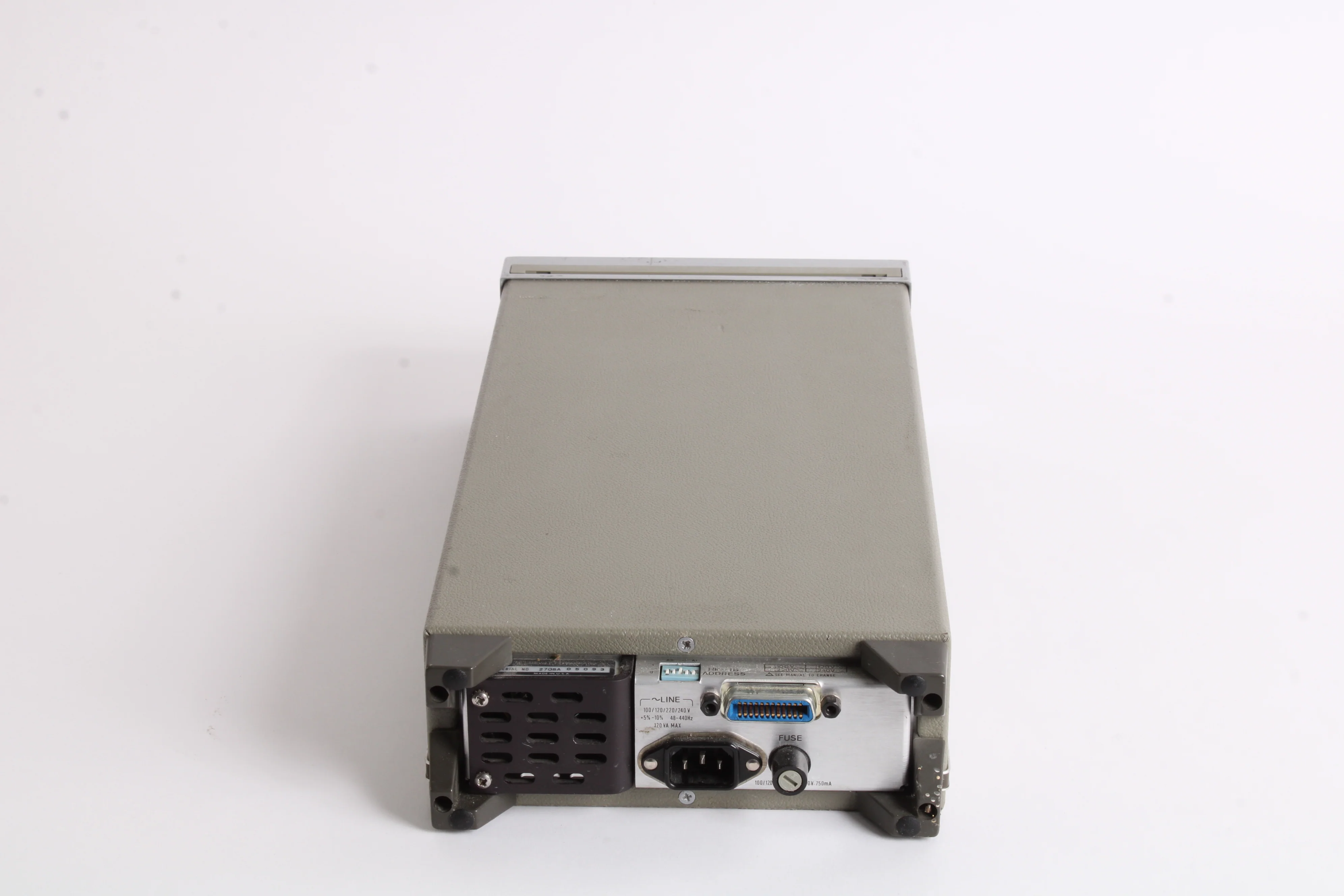 HP 8116A Pulse / Function Generator - AS IS Parts or Repair - Image 4