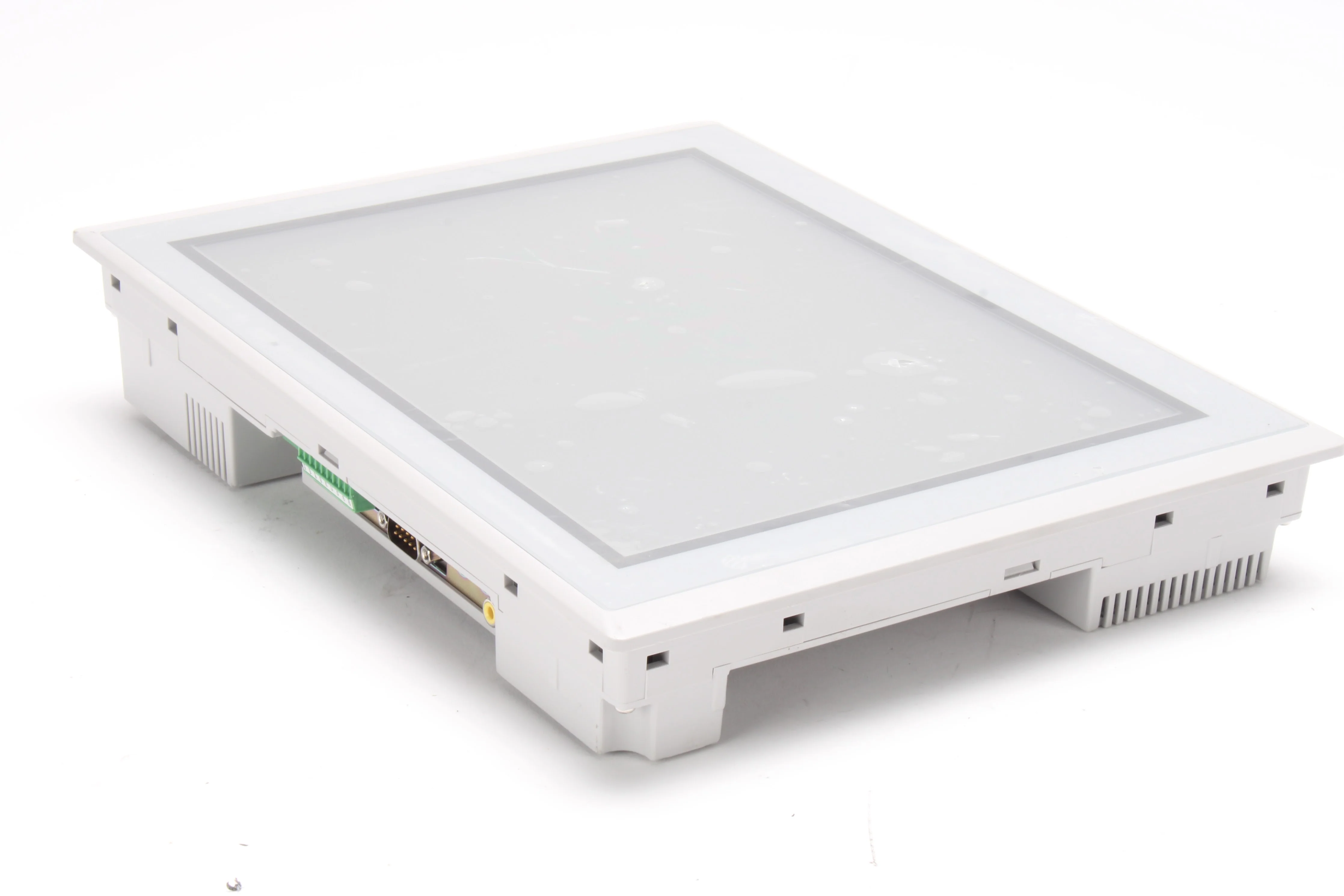 IDEC HG4G-CJT22MF-W Interfaz HMI Touchscreen - Fair Condition - Image 2
