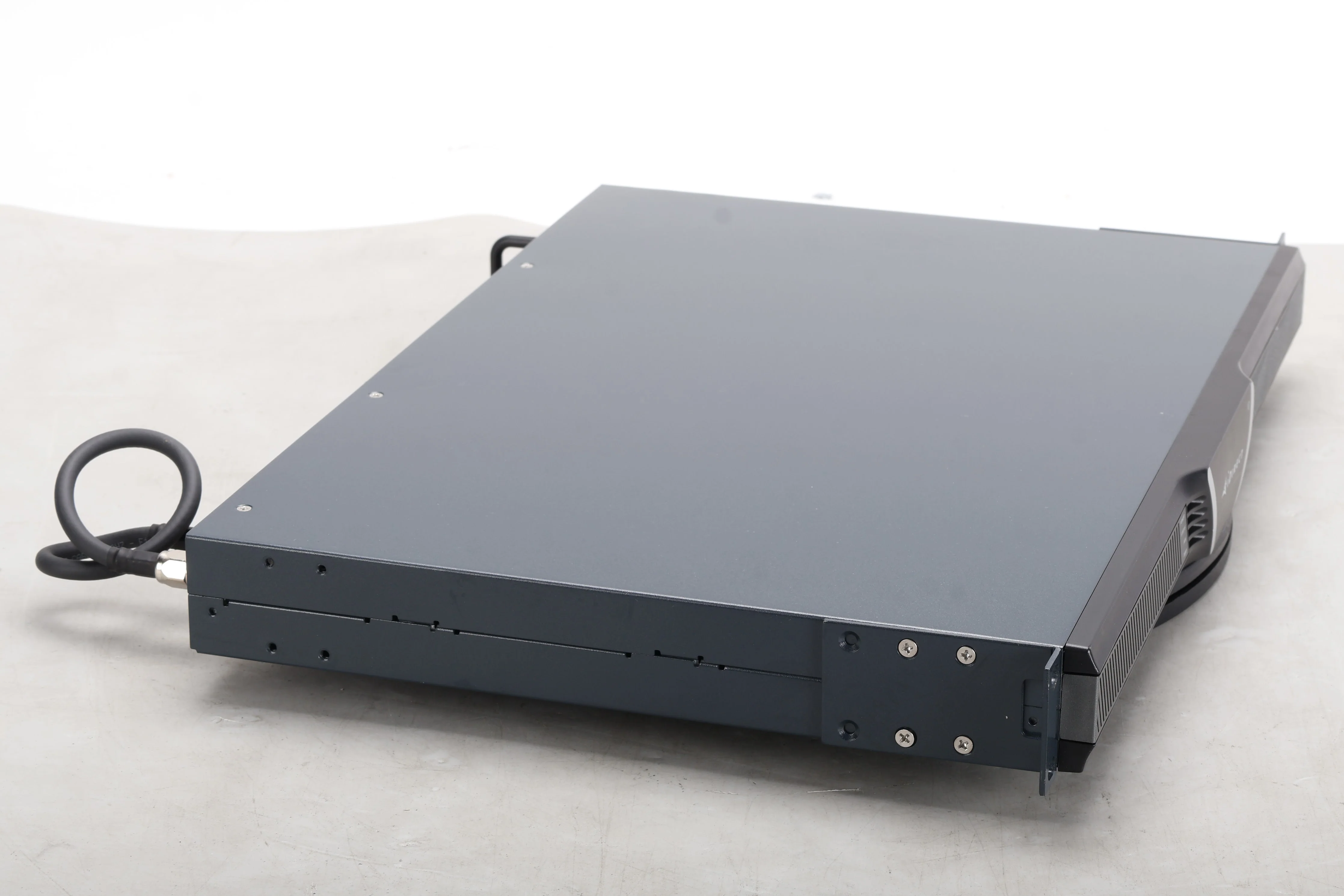 iDirect X7 Satellite Modem Router E0001796-0004 Rev 0V - Image 6