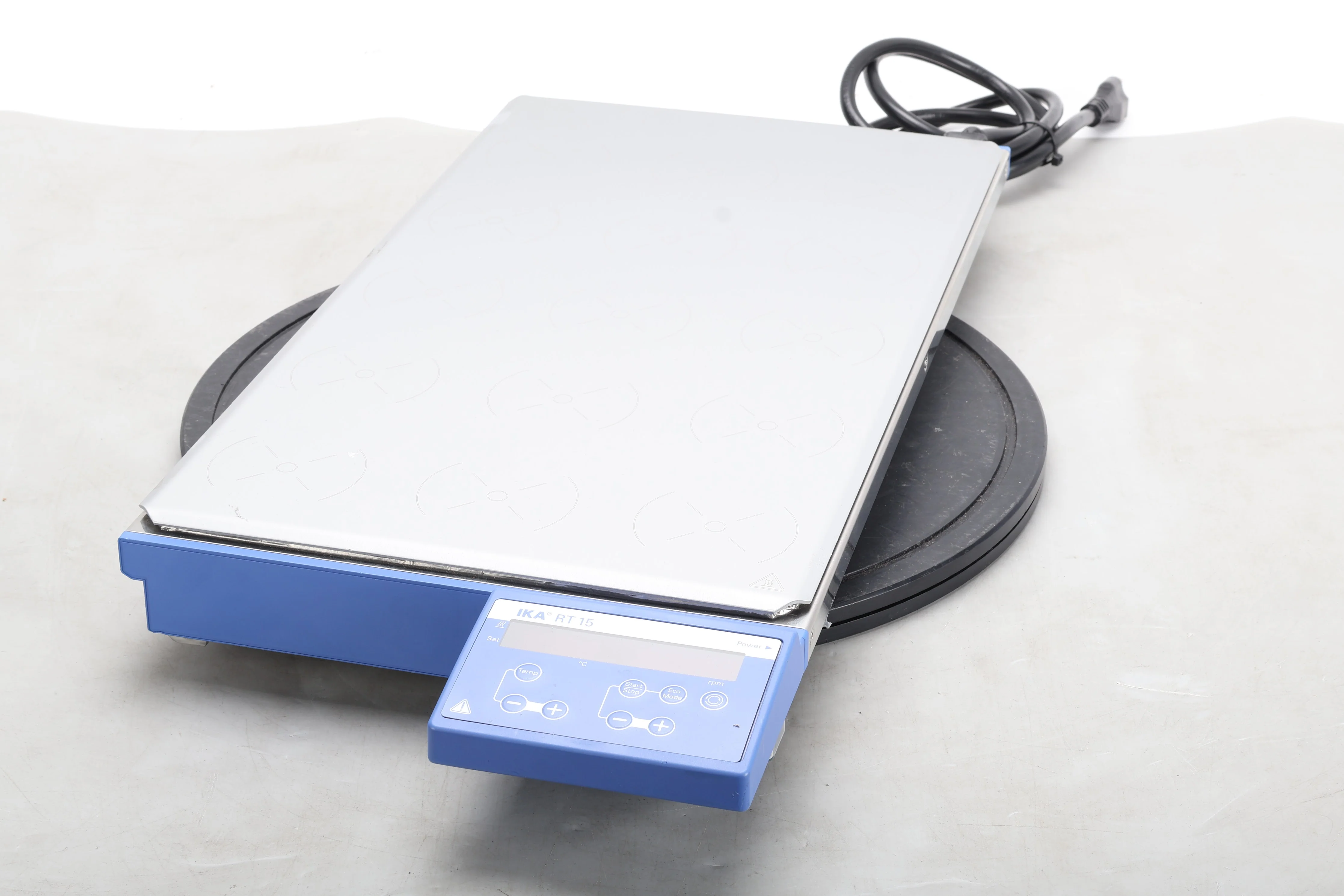 IKA RT 15 S001 Hot Plate / Stirrer 15-Position With Power Cable