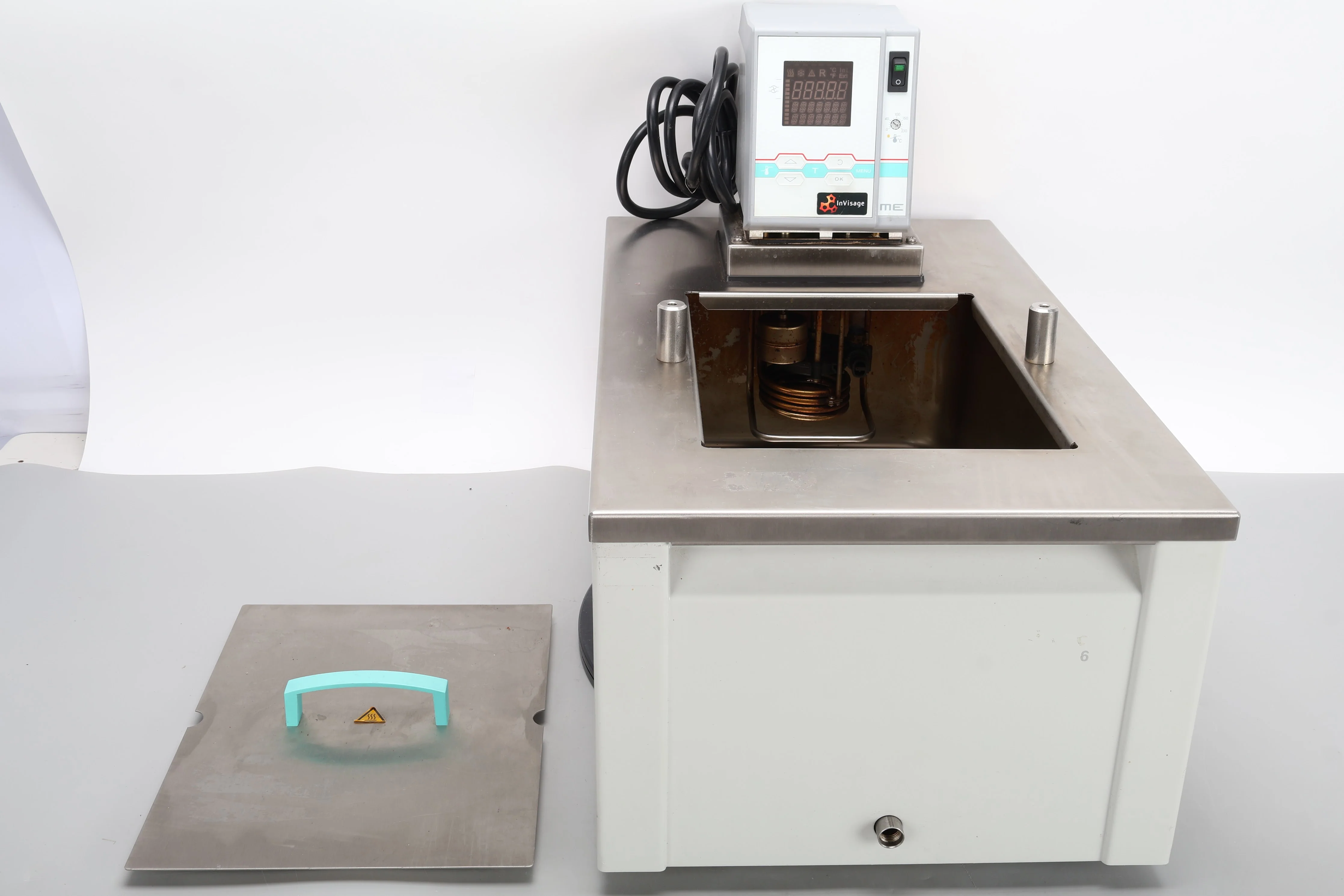 Julabo F25 ME (v.2) Heating Bath Circulator - AS IS For Parts - Image 3
