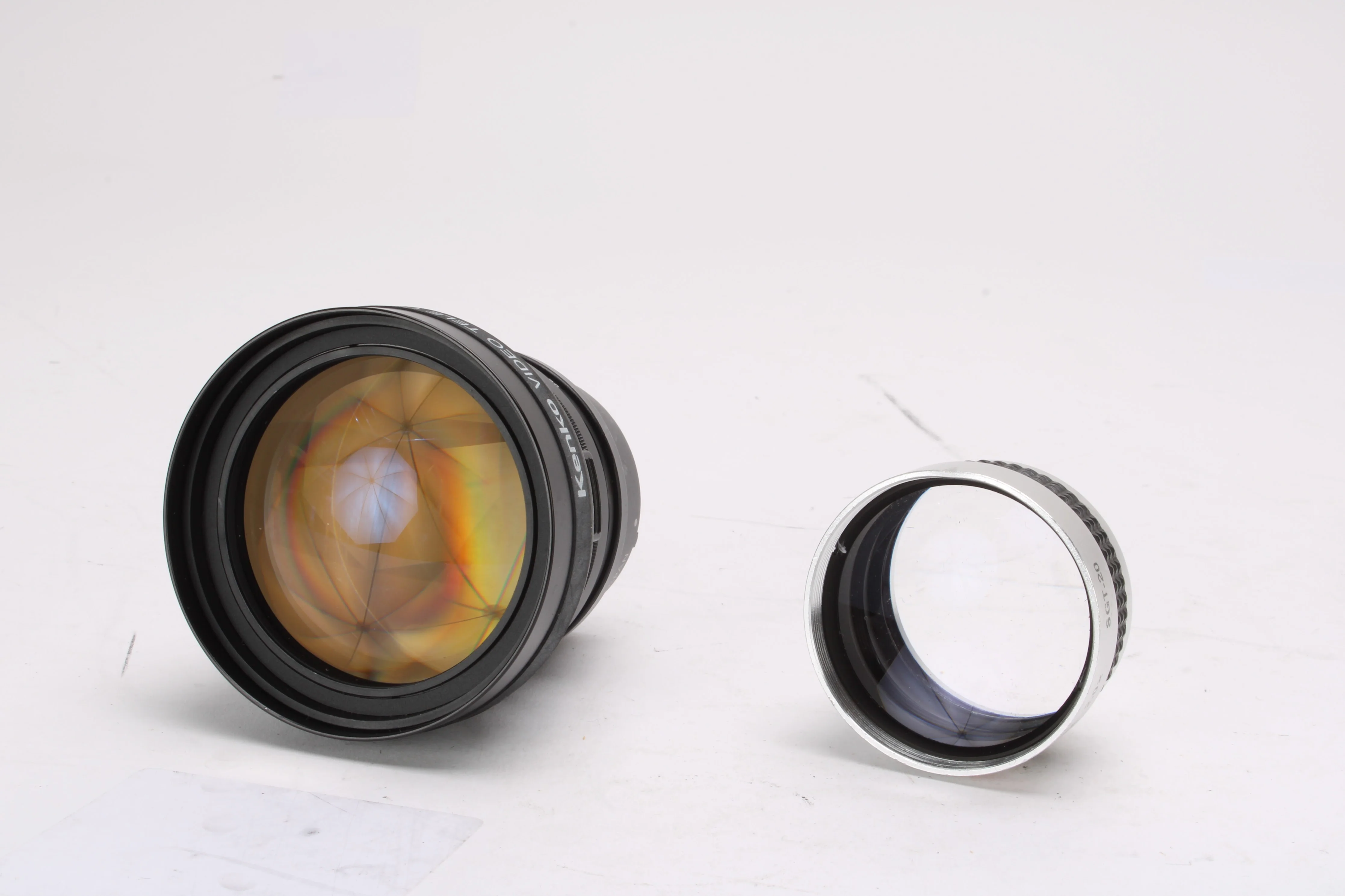 Kenko KPT-20 2.0x, KVC-20II 2.0x, SGW-05 0.5x, SGT-20, and 2x-3x Lens Lot of 5 - Image 4