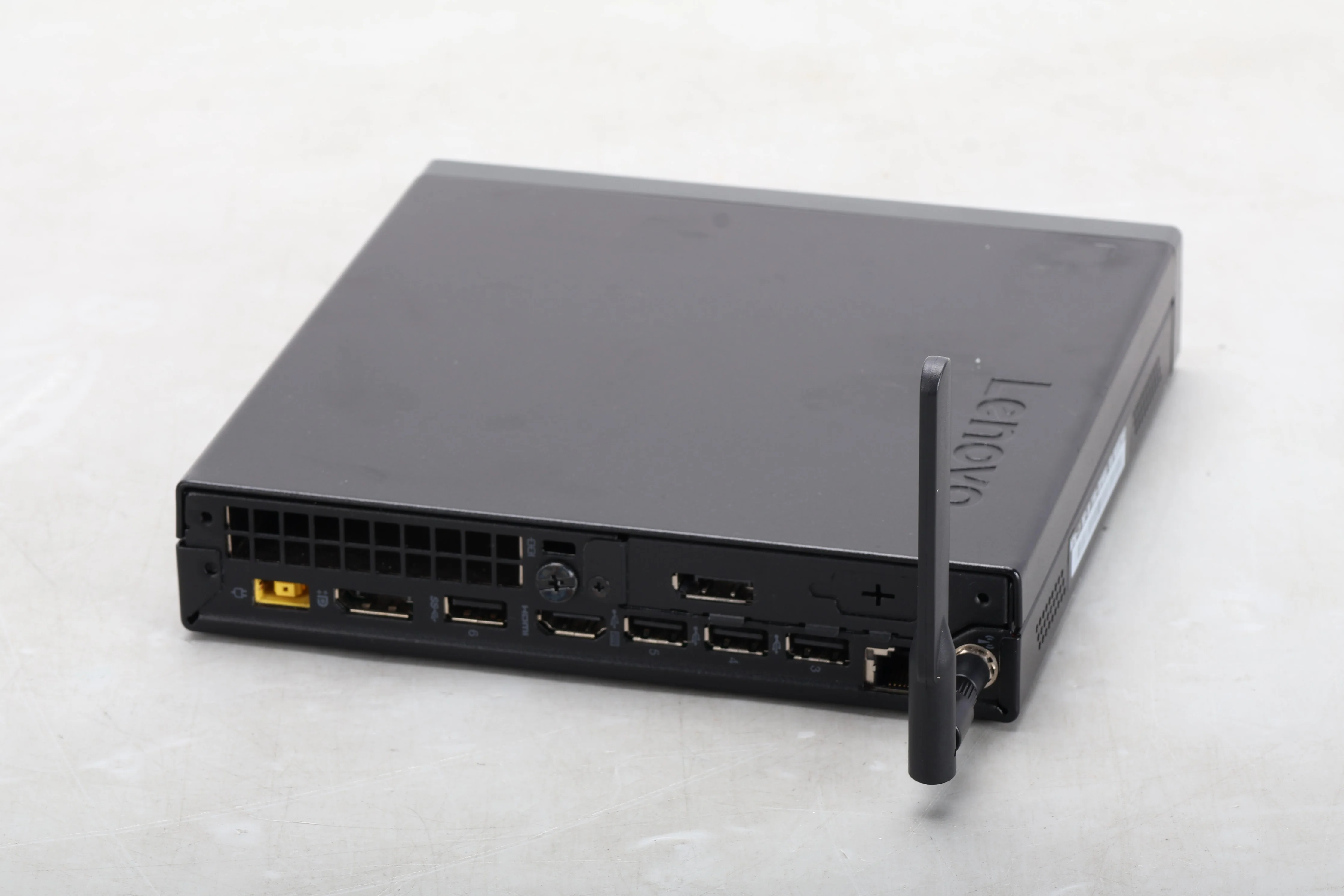 Lenovo M75q-1 11A4-001WUS ThinkCentre Tiny PC 3400GE @3.3GHz/8GB RAM/256GB NVMe - Image 4