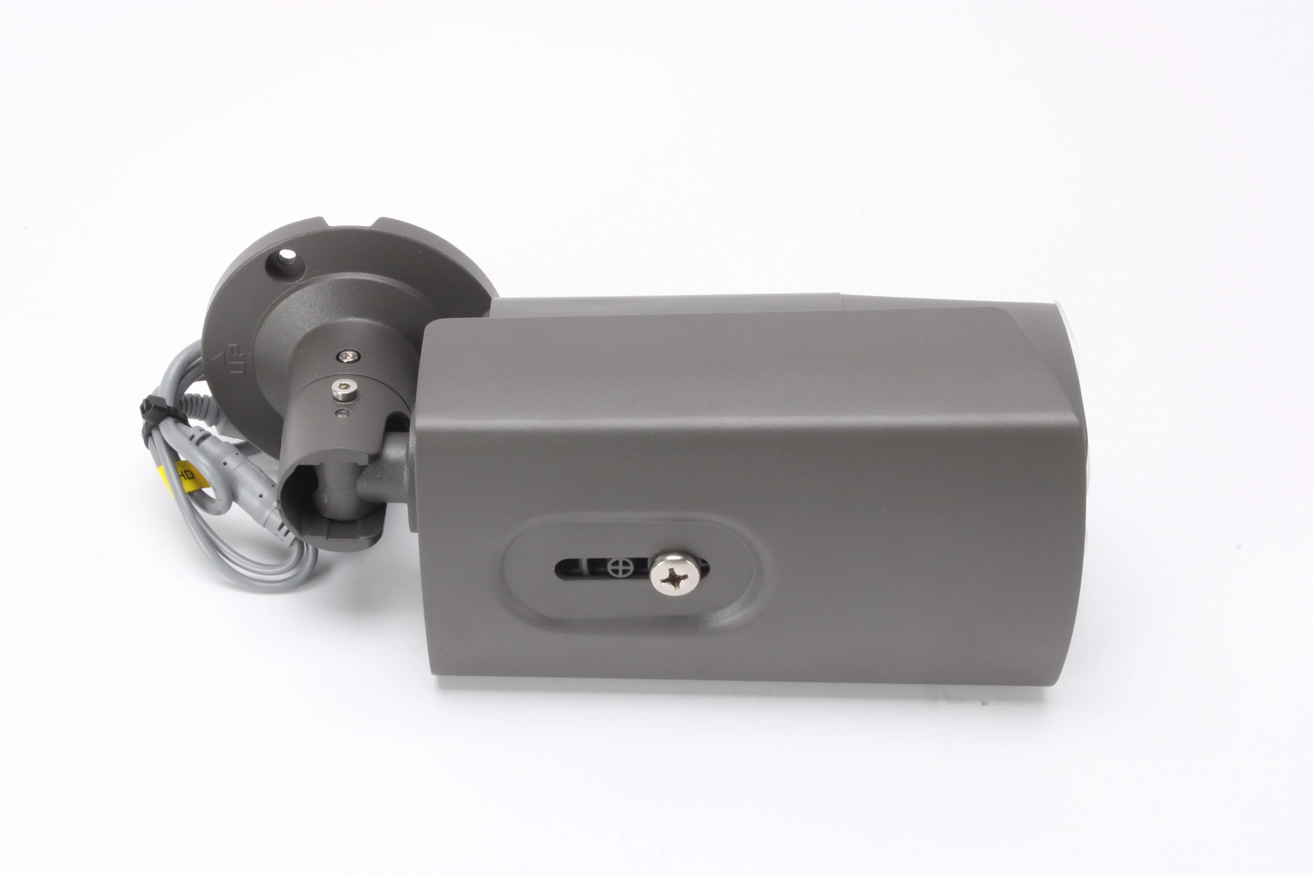 Luma LUM-710-BUL-AH-GR Bullet Analog Camera With Mounting Hardware - Image 5