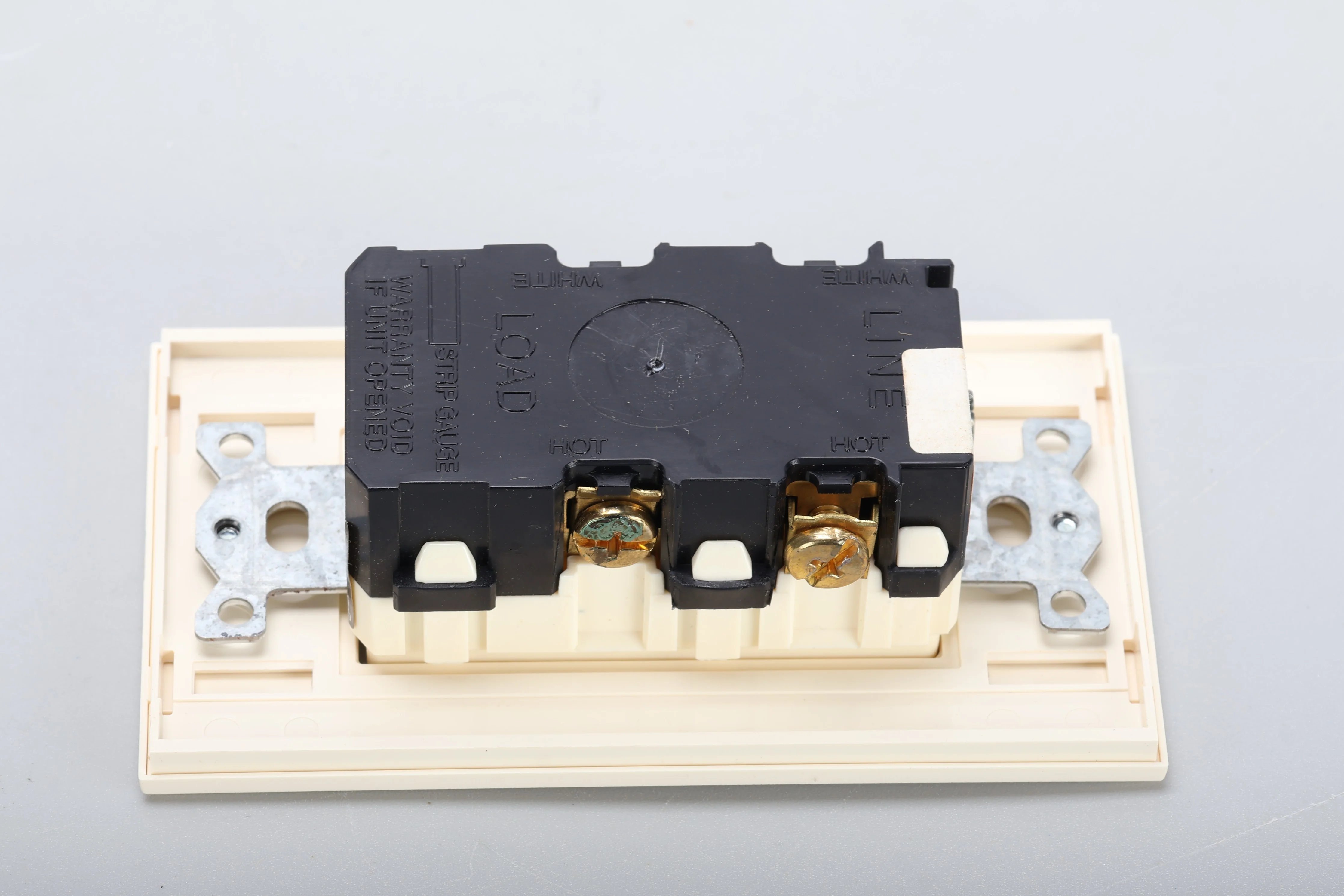 Lutron NTR-20-GFCI-BE Receptacle, 20A GFCI Outlet, Beige - Image 3