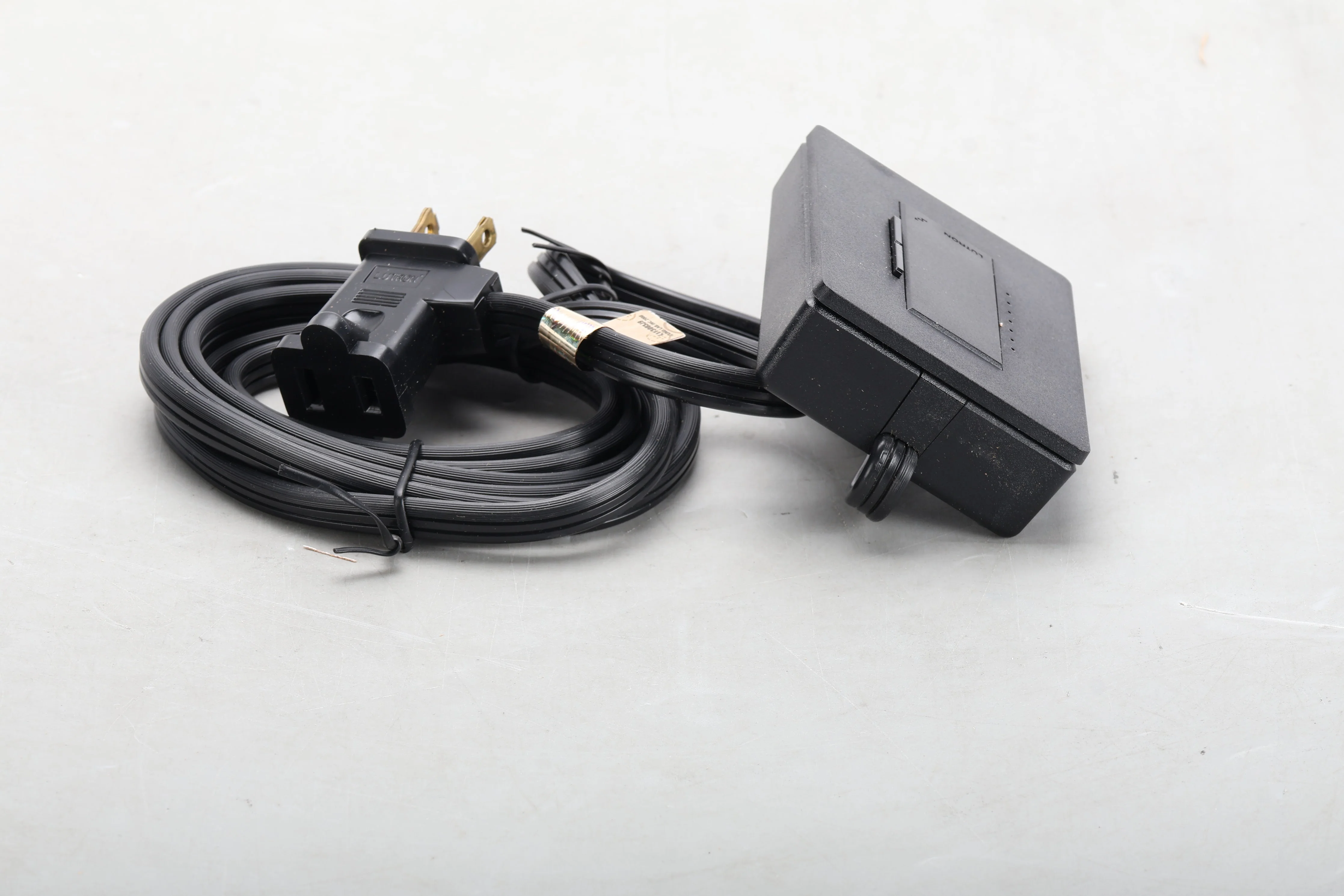 Lutron RRD-3LD RadioRA2 Tabletop Lamp Dimmer 500-11403 Rev. E - Image 4