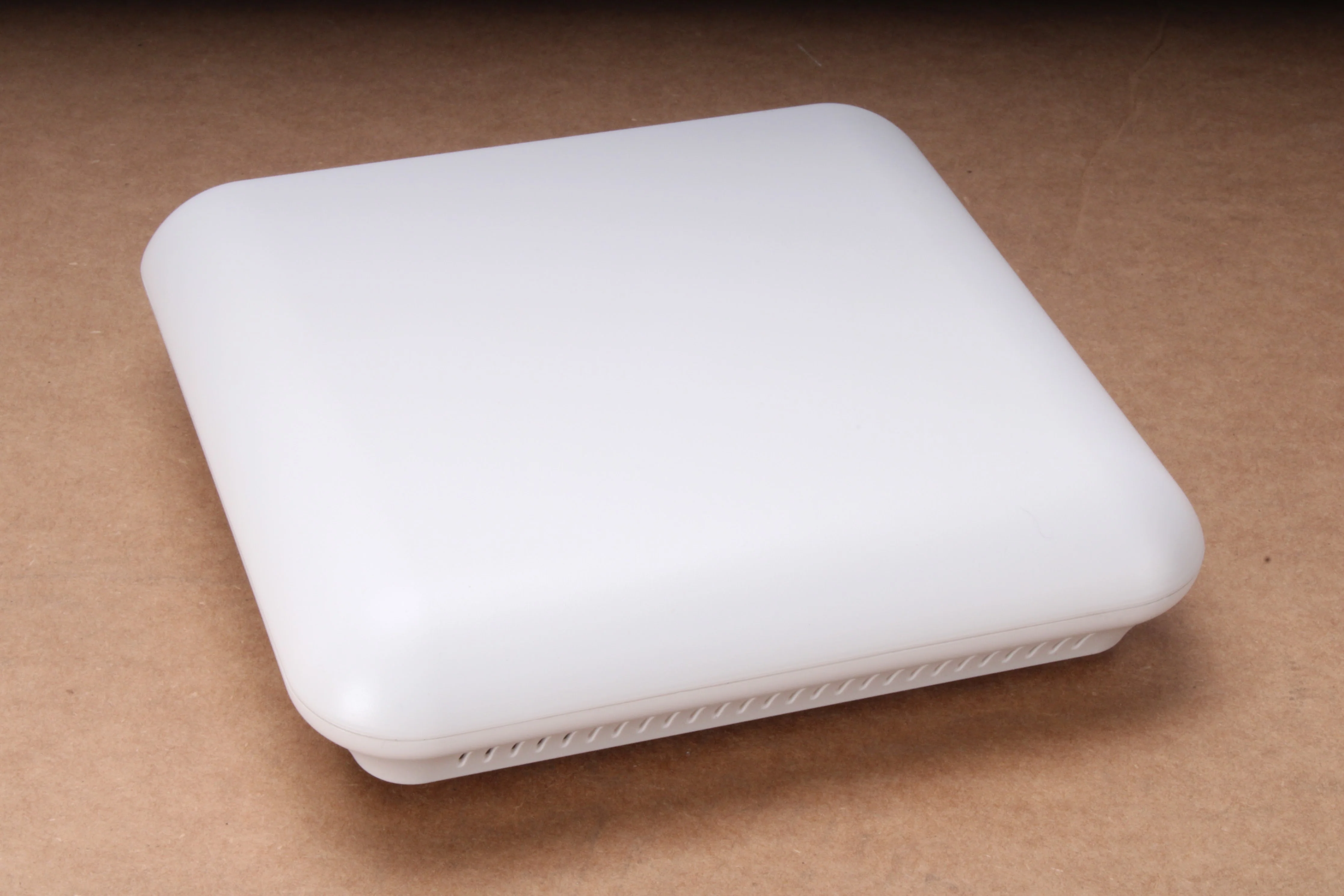 Luxul WS-100 Wireless Router Kit With Box and Accessories - Image 5