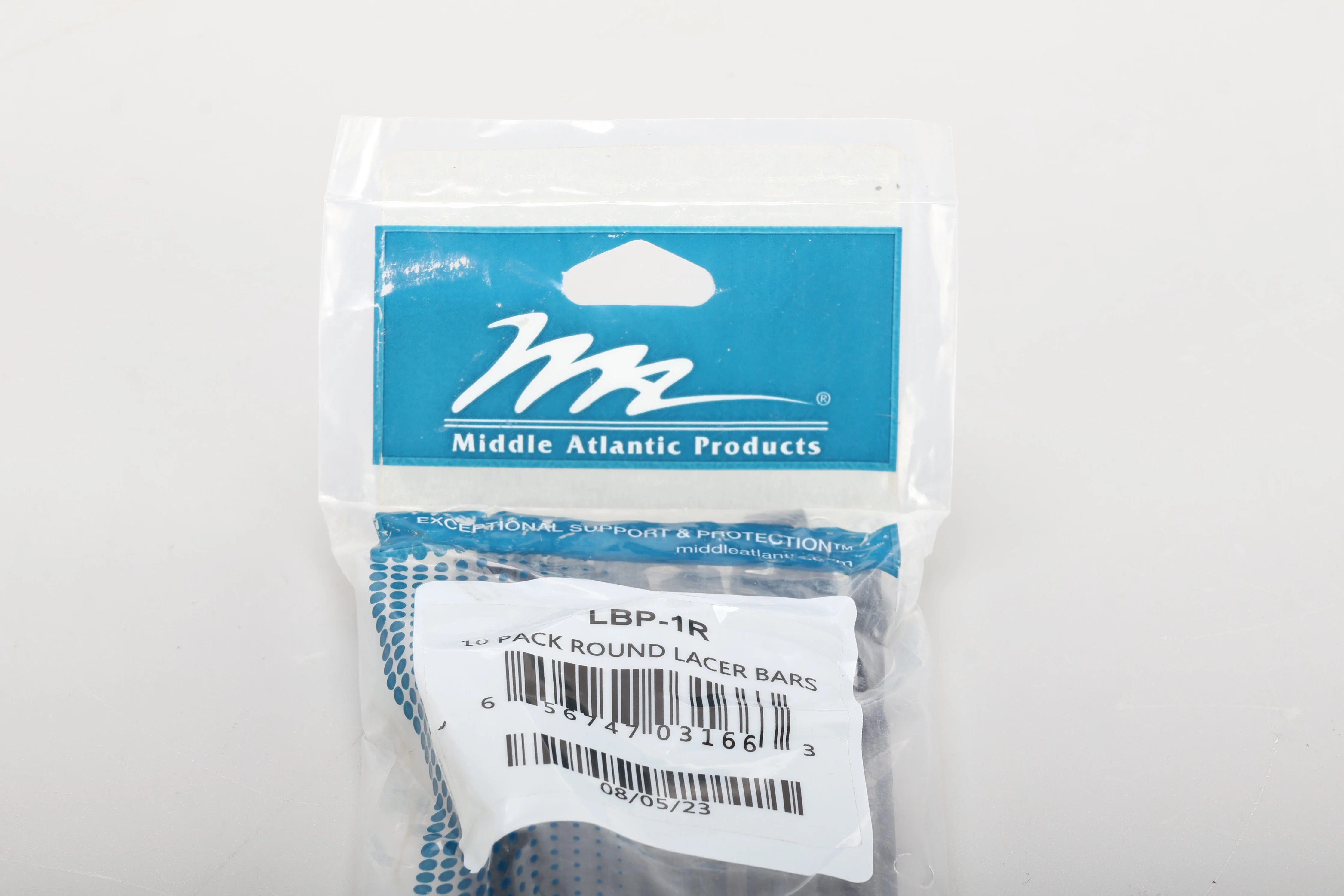 Middle Atlantic LBP-1R Round Lacer Bars (10-Pack) 656747031663 - NEW - Image 2
