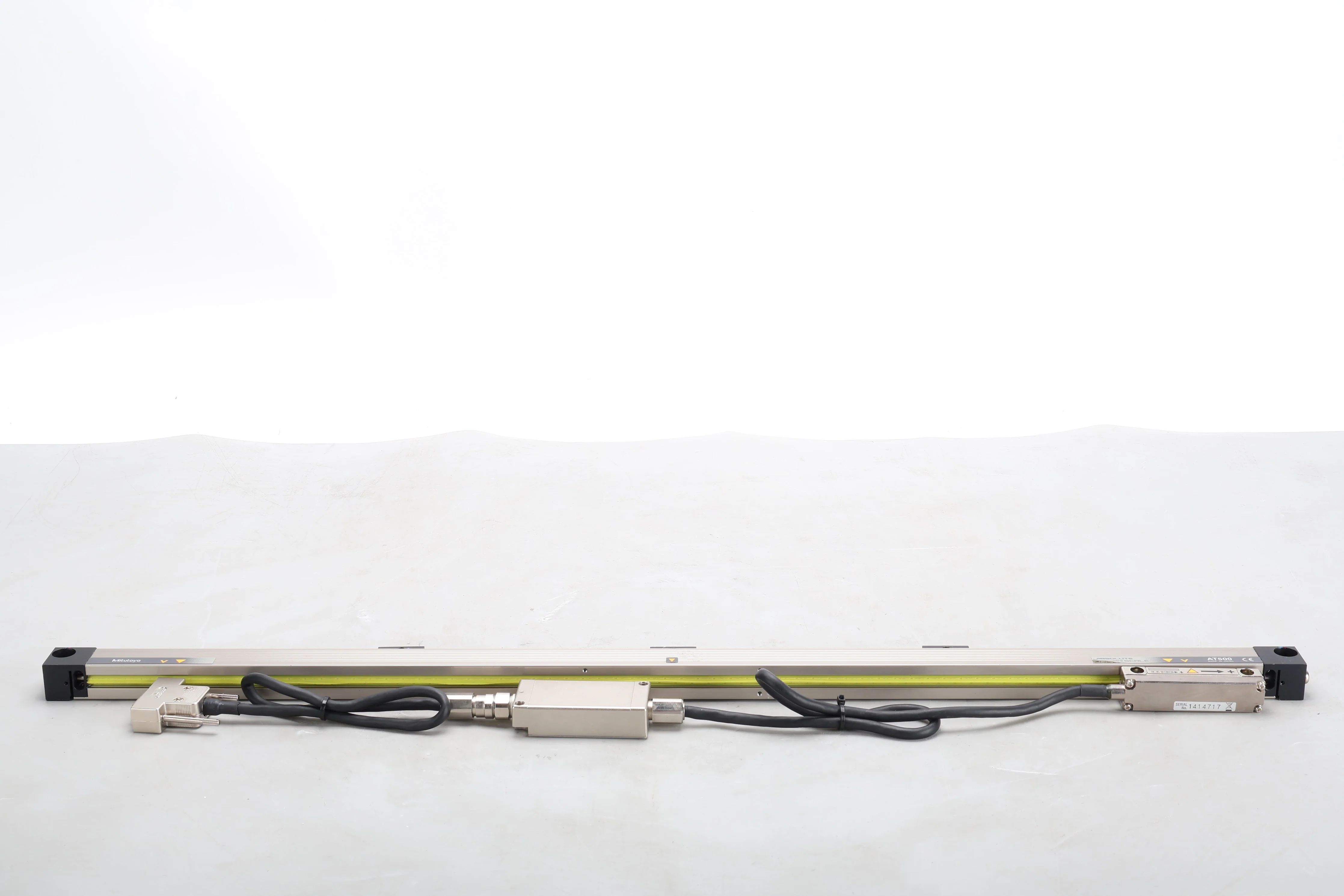 Mitutoyo AT573A-600-HC Absolute Linear Scale