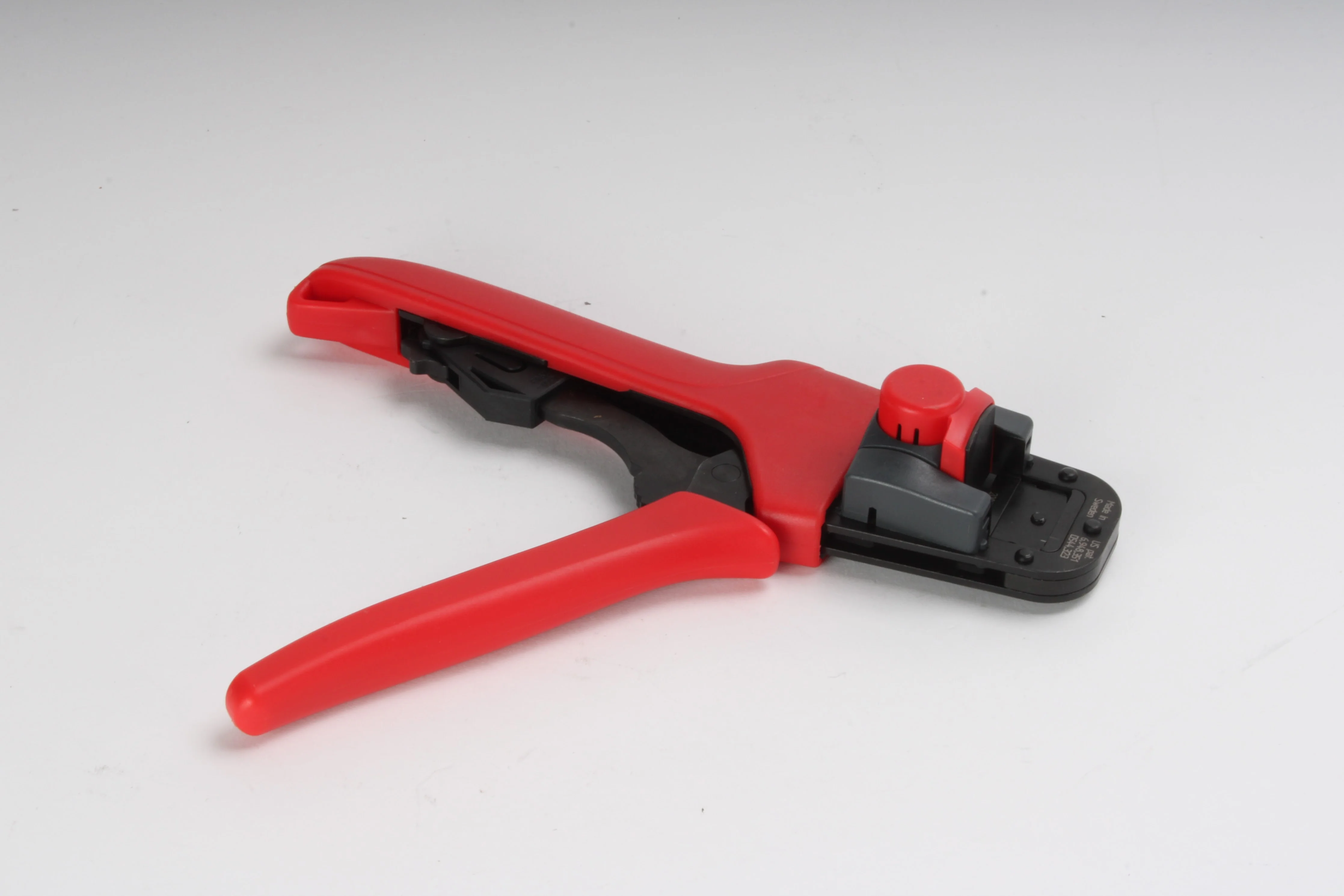 Molex 2002185600A Hand Crimper 2002185600 - Image 4