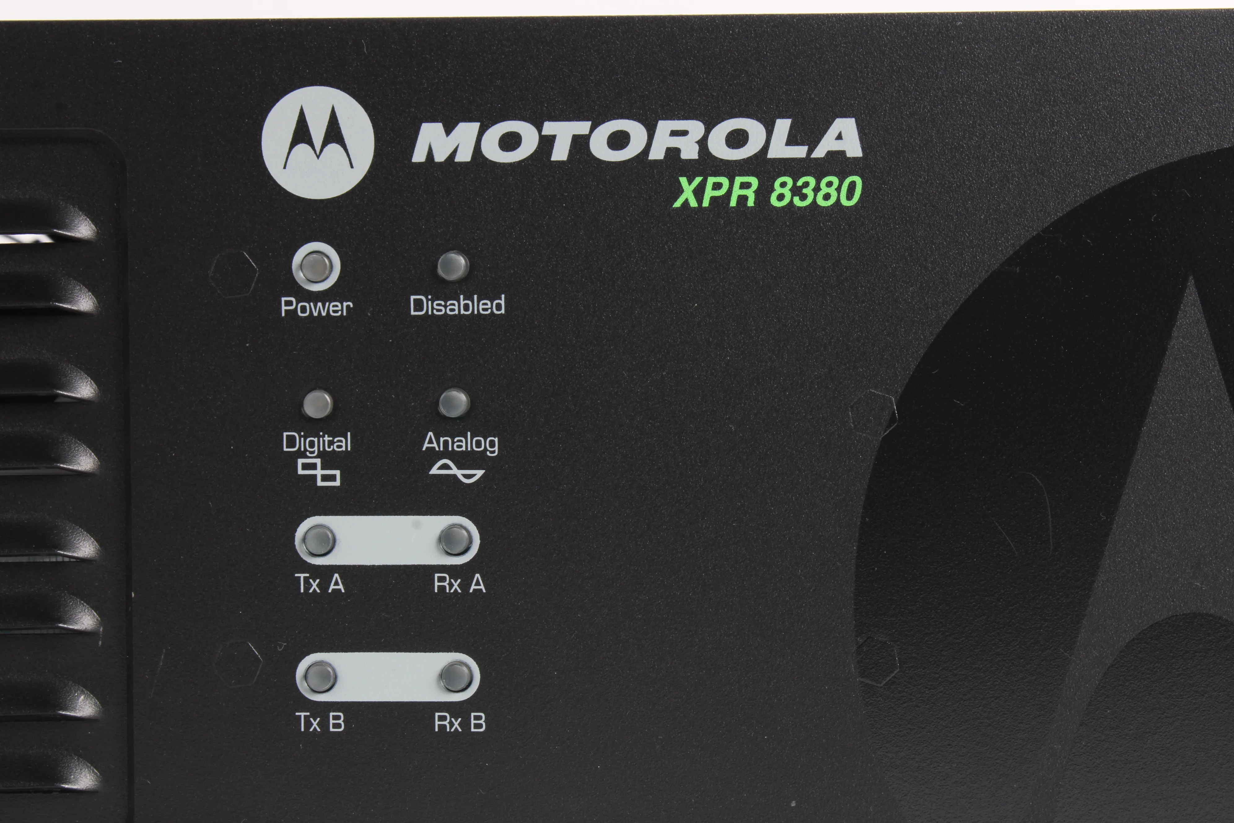 Motorola XPR 8380 MOTOTRBO Repeater 806-941 MHz AAM27UMR9JA7AN - Image 5