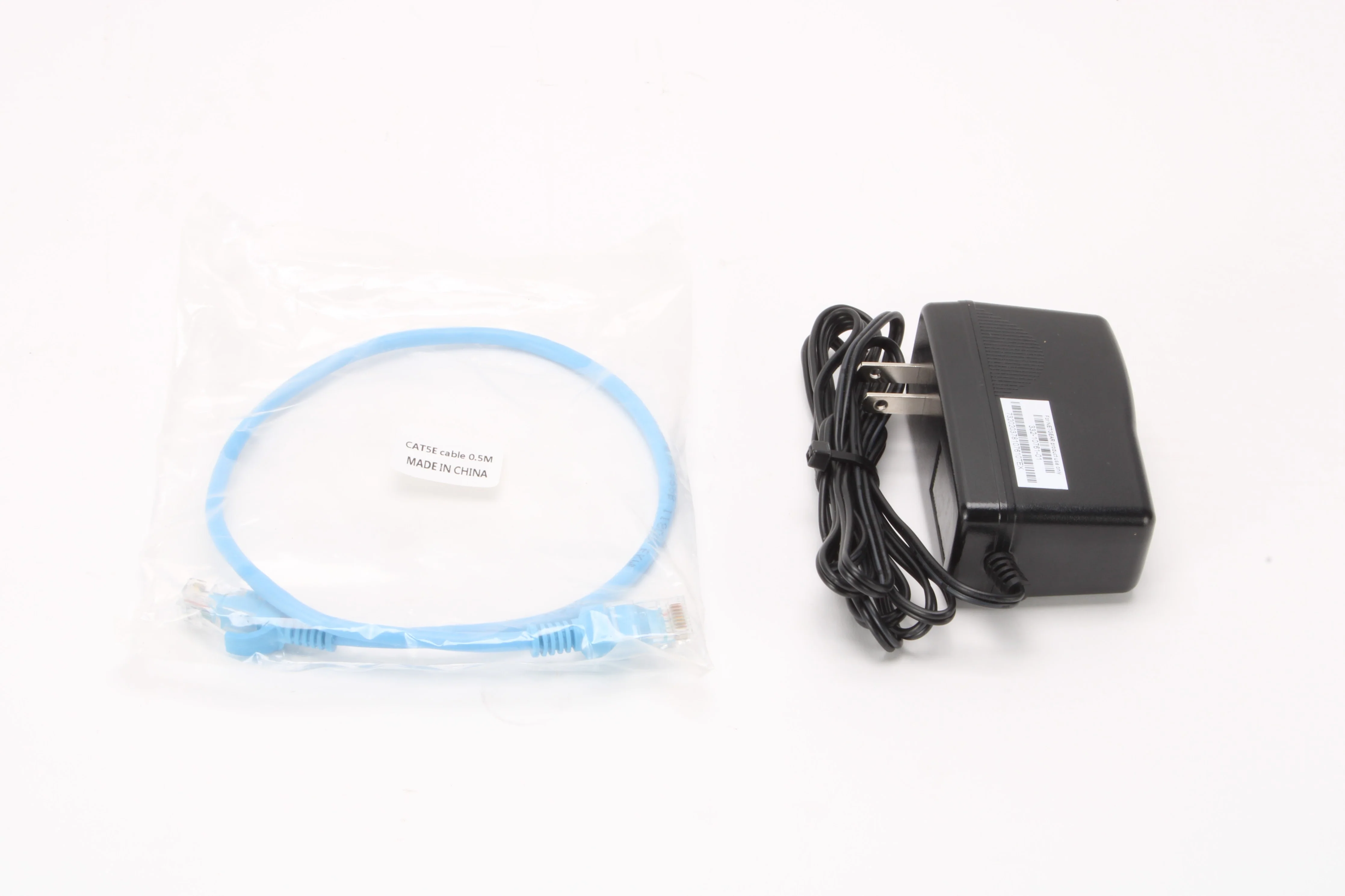 Netgear EX7700 Nighthawk WiFi Range Extender W/ Power Supply and Ethernet Cable - Image 2