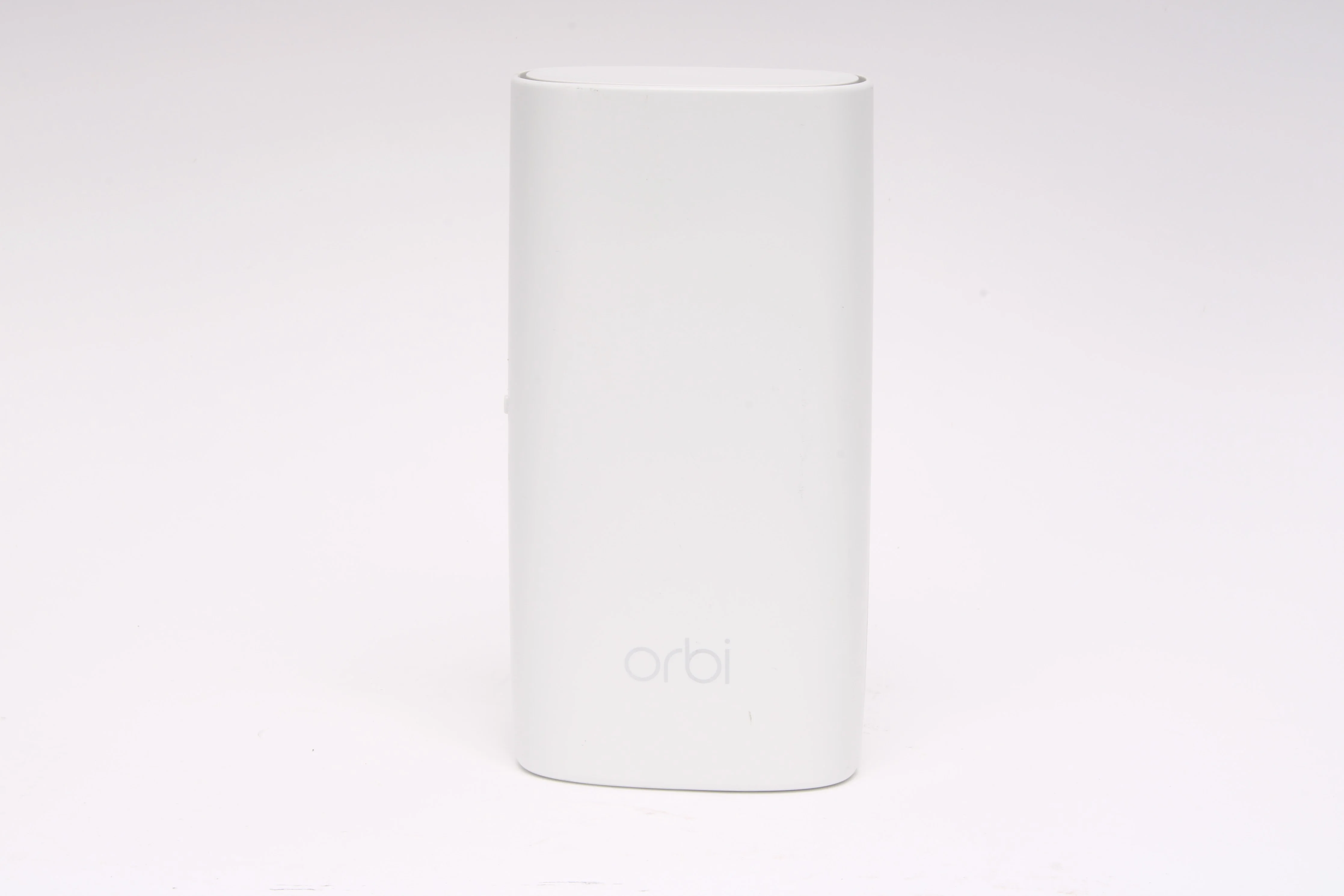 Netgear RBW30 Wall-Plug Whole Home Mesh WiFi Satellite Extender