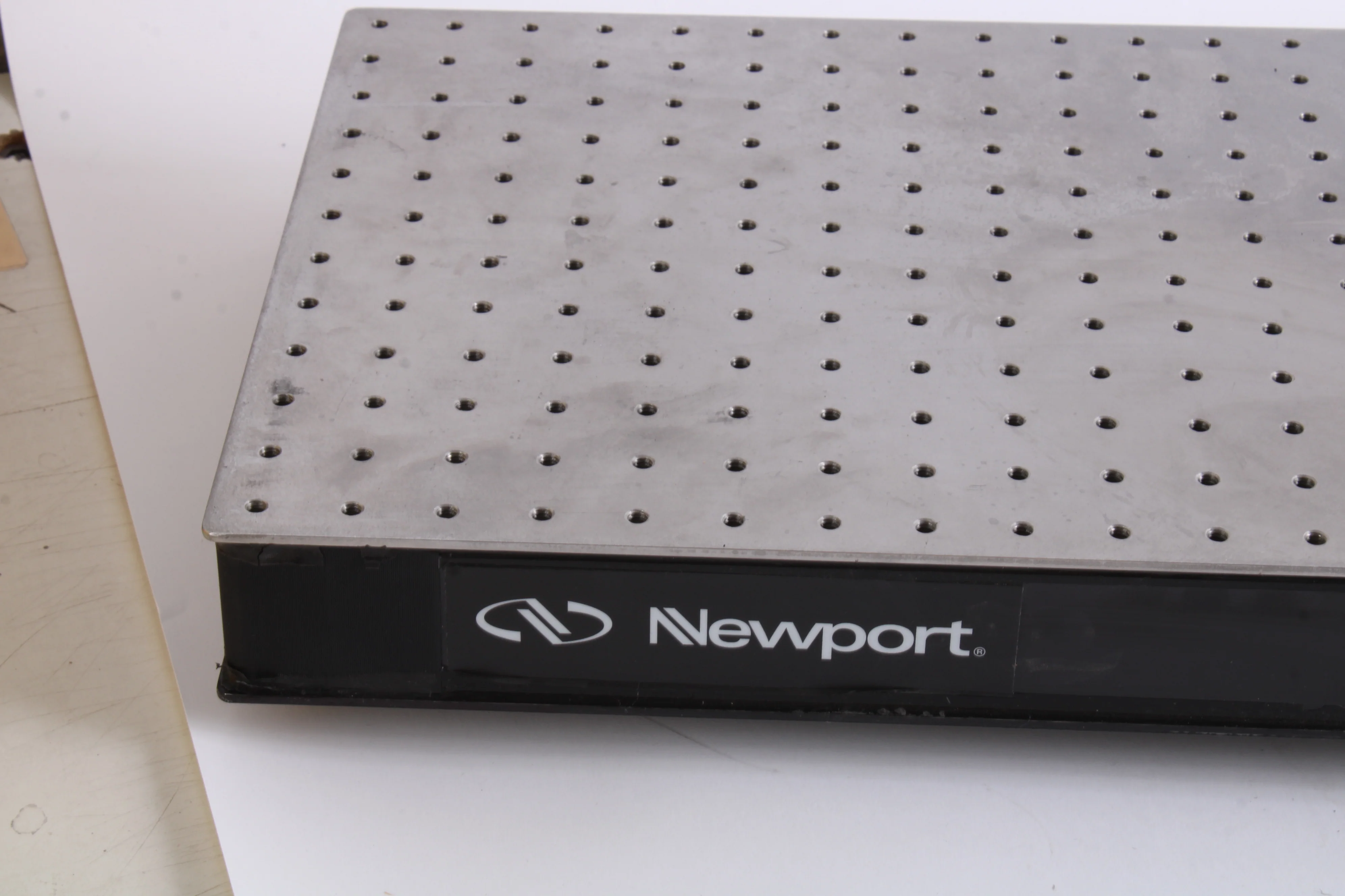 Newport IG-14-2 Honeycomb Optical Breadboard 3.4 mm Skin 12 x 48 x 2.3 in 1/4-20 - Image 4