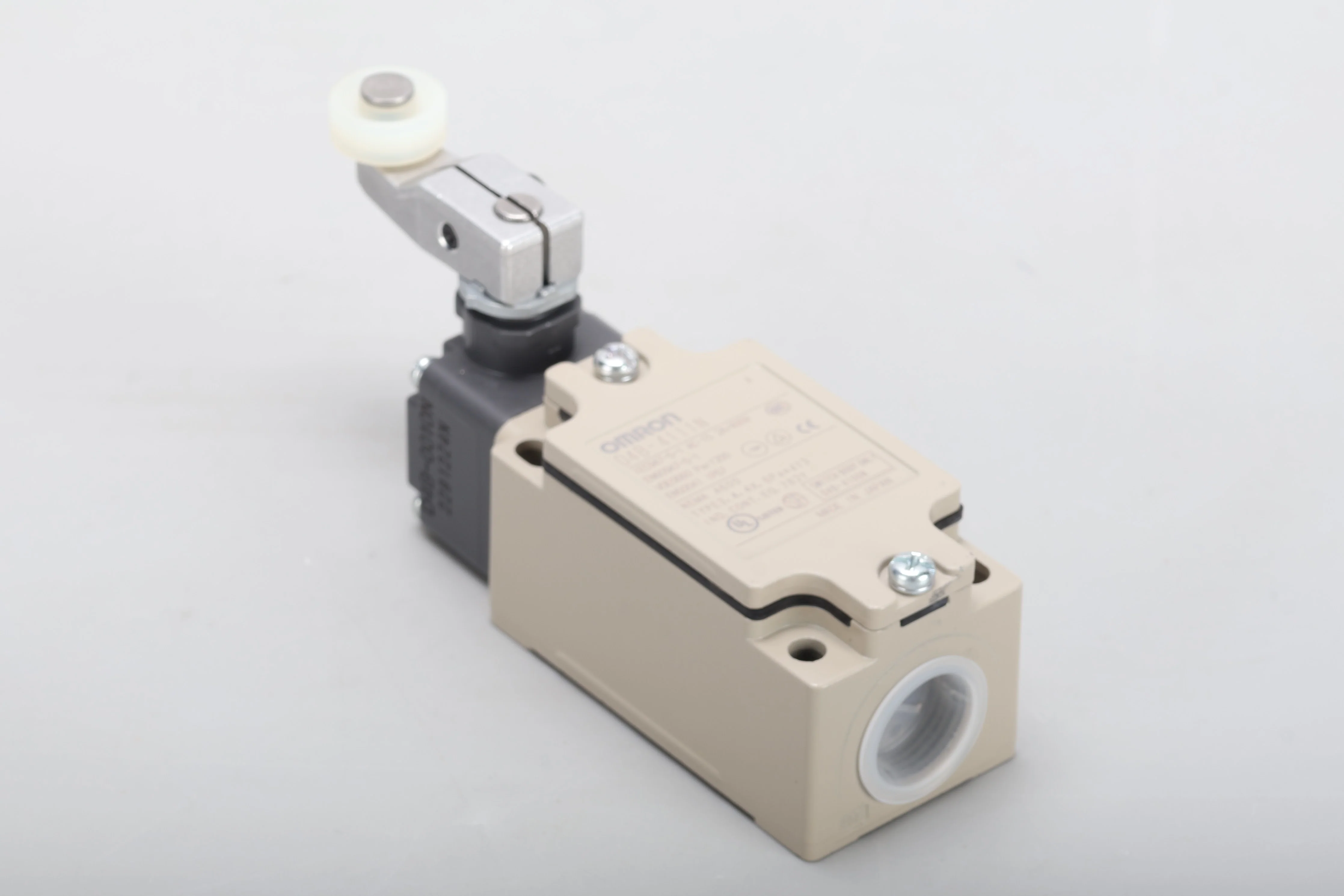 Omron D4B-4111N Limit Switch - Image 2