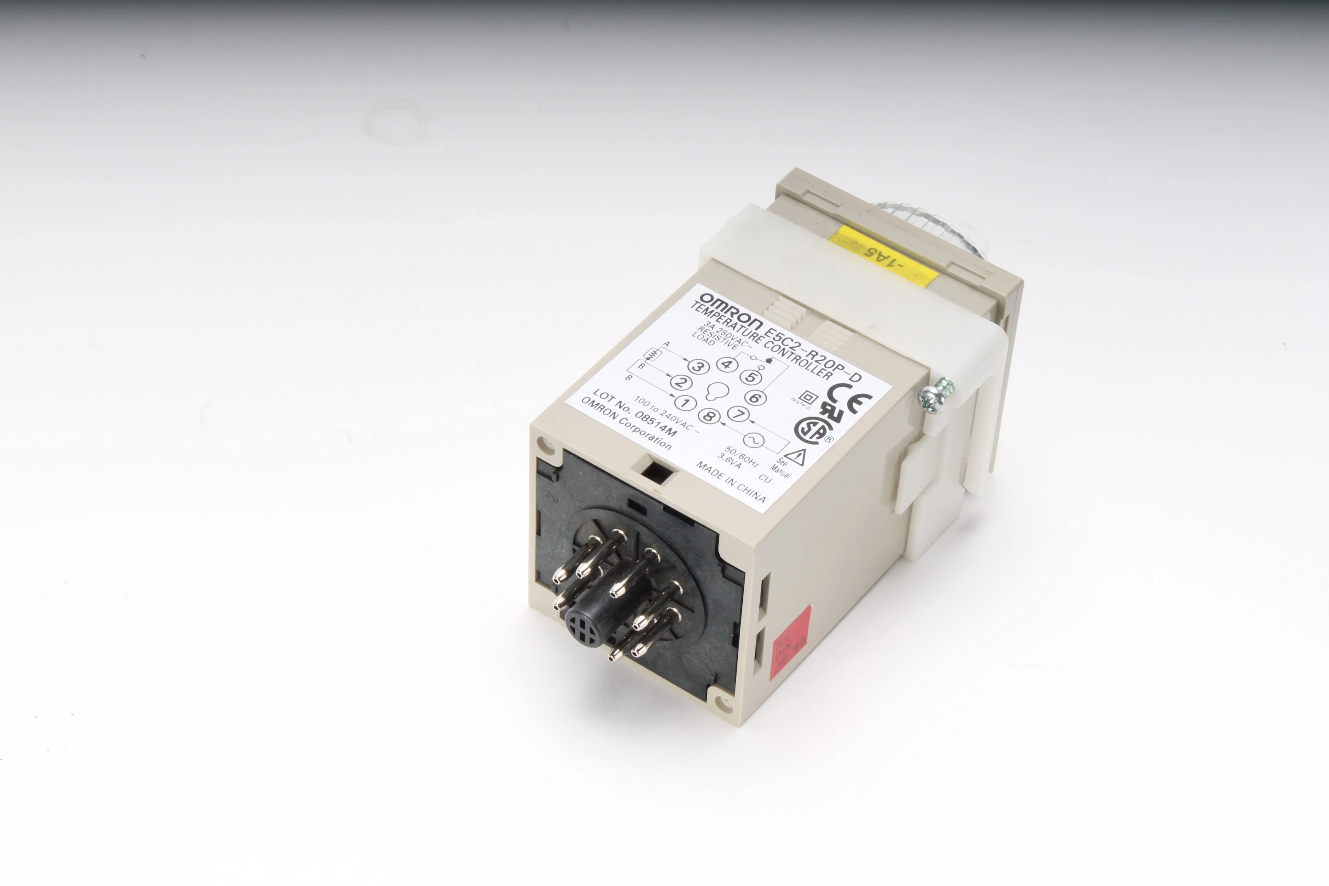 Omron E5C2-R20P-D Temperature Controller - Image 2