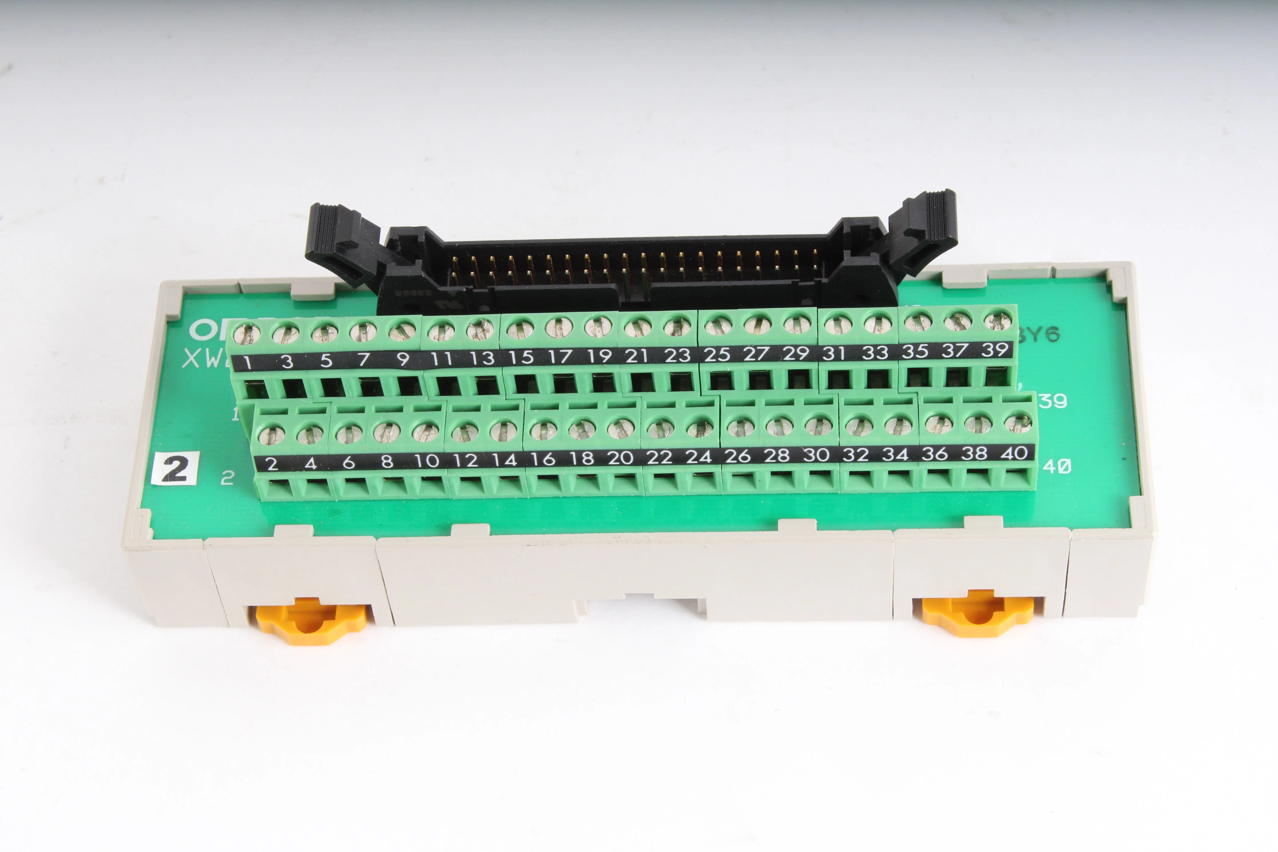 Omron XW2B-40G4 DIN Rail Terminal Block - Image 2