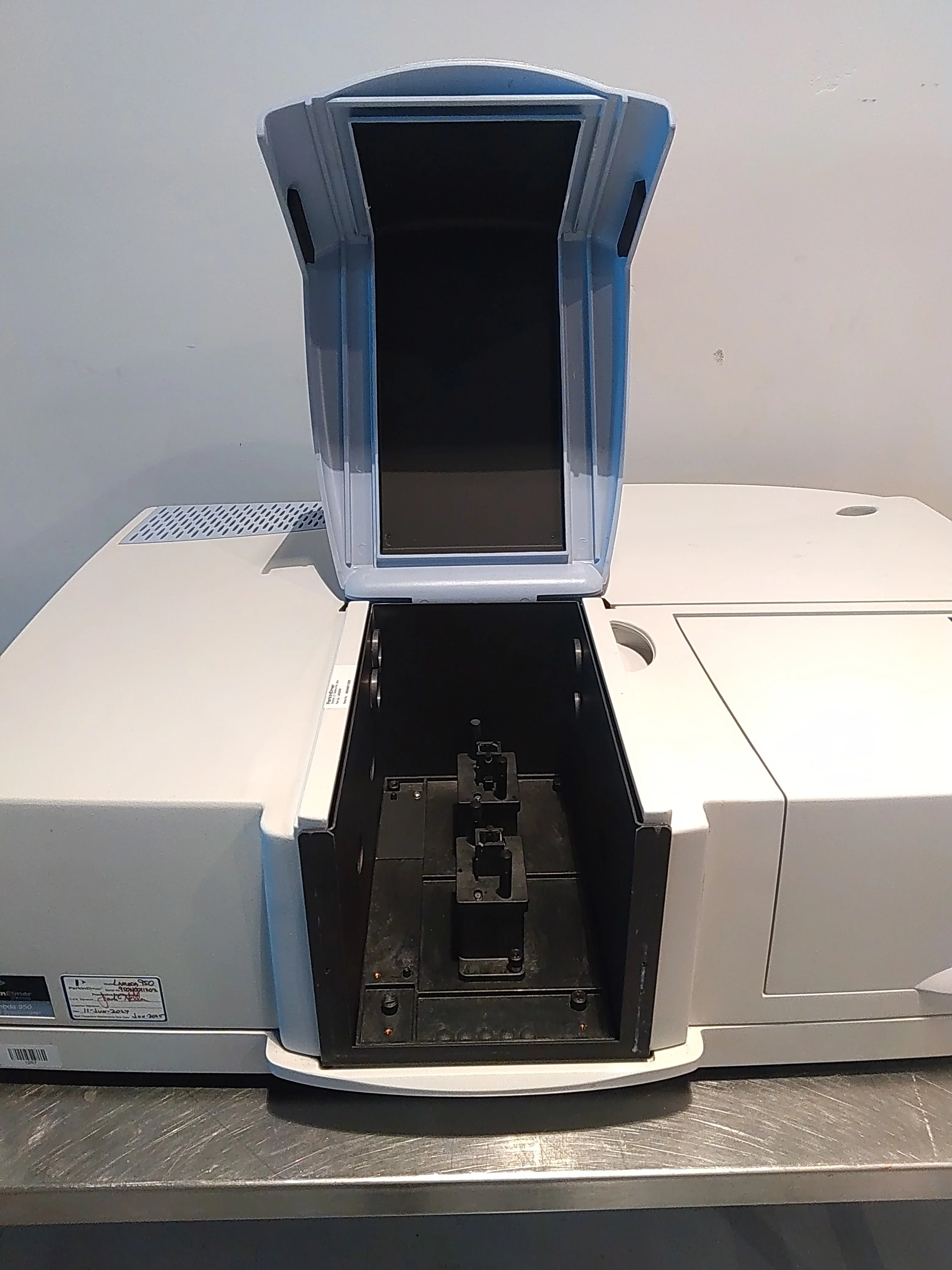 Perkin Elmer 950 UV-VIS-NIR Spectrophotometer w/ STD Detector and PC - UV WinLab - Image 3
