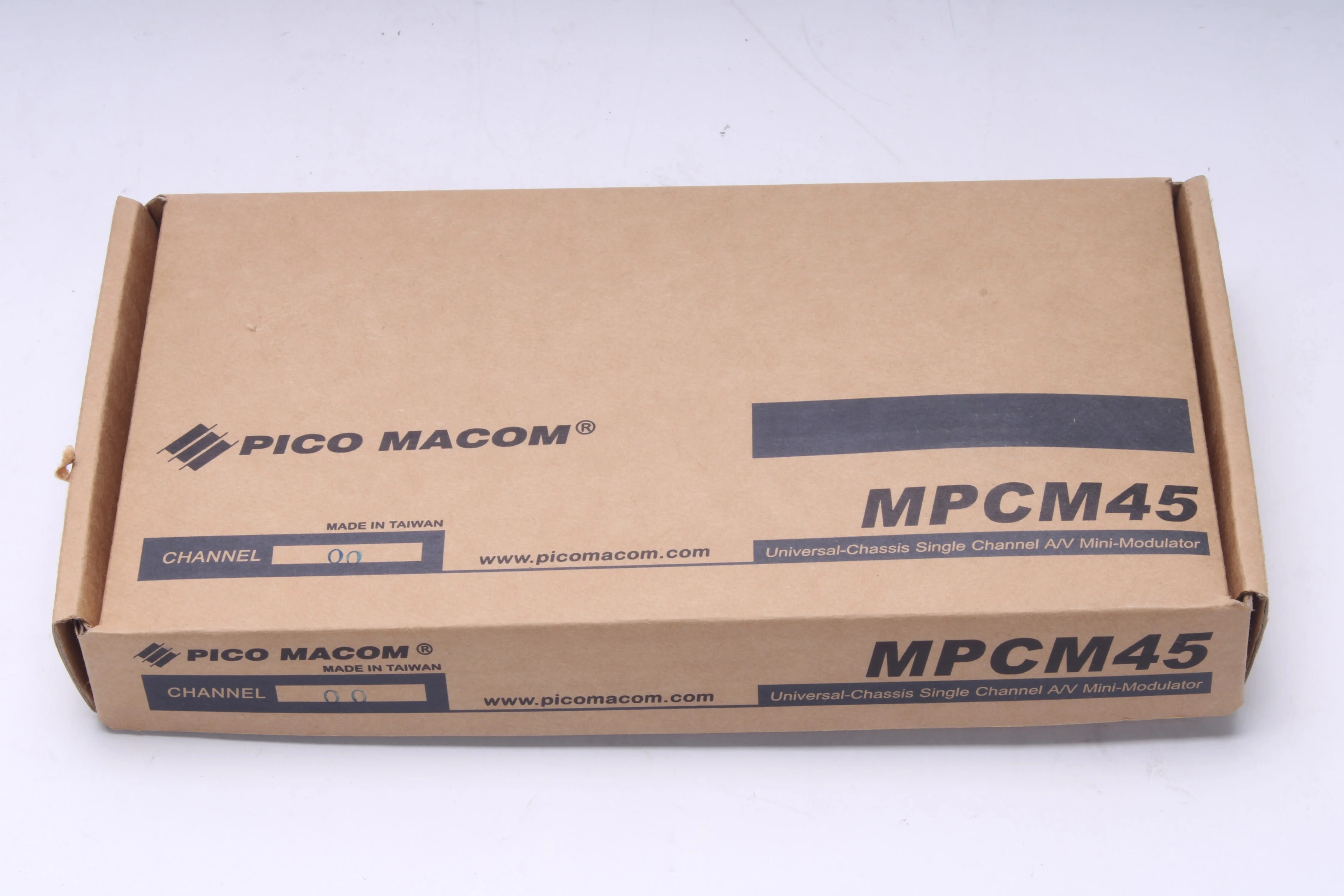 Pico Macom MPCM45-00 Universal Chassis Single A/V Mini-Modulator Channel 00 NEW