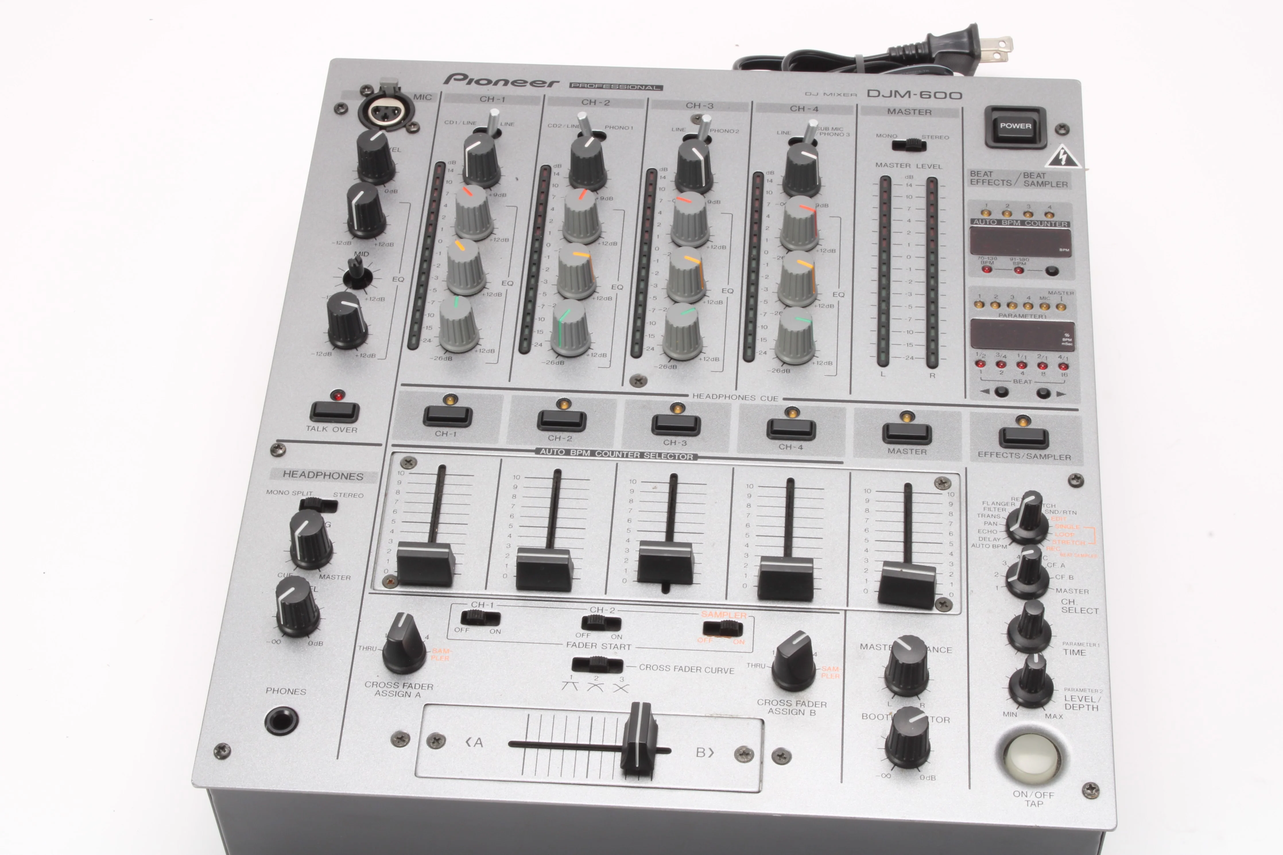 Pioneer DJM-600 4-Channel DJ Mixer Silver With Power Cable - Image 2