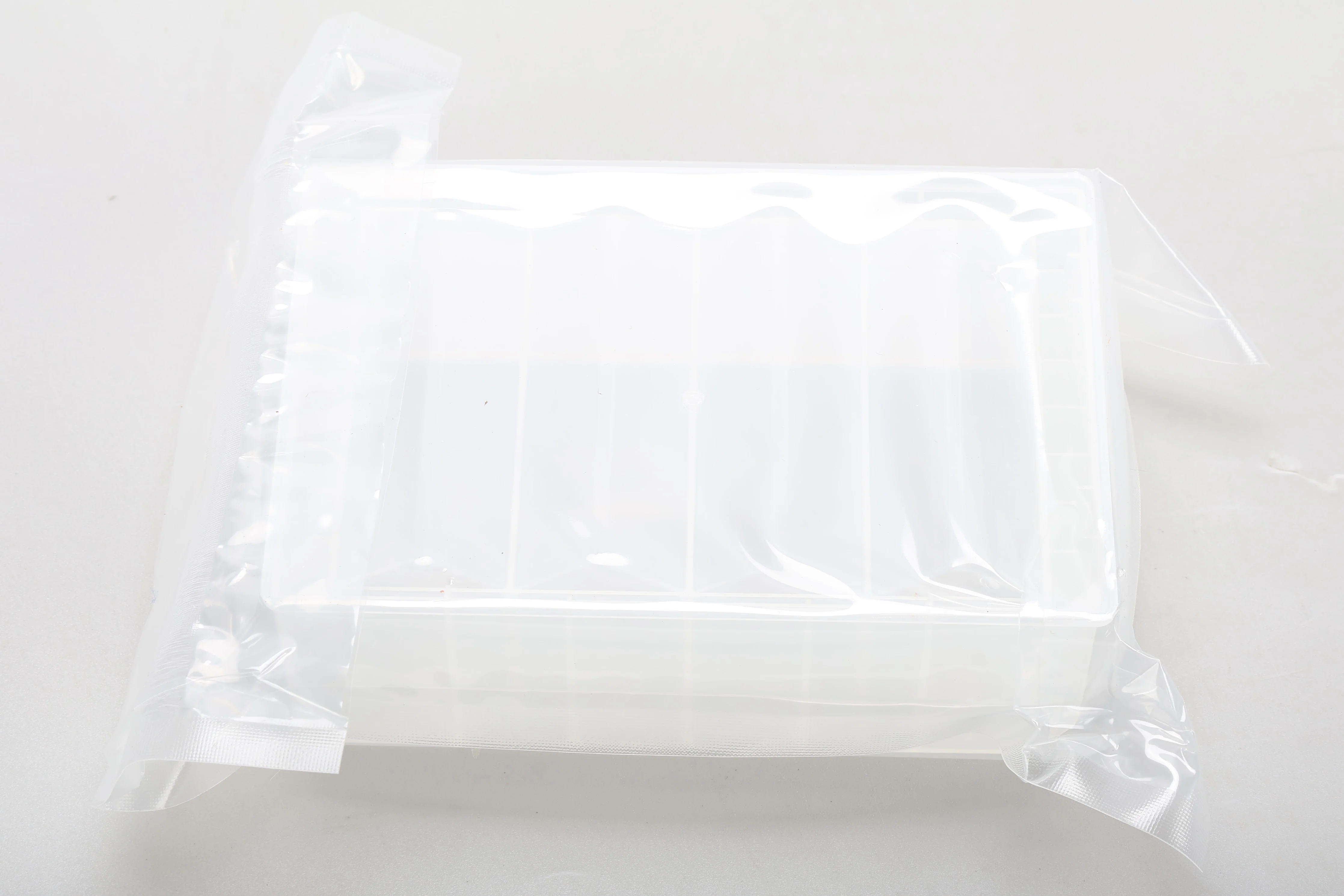 Porvair 391006 4-Column Reservoir Plate (V-Bottom) (Qty 25) - NEW Sealed - Image 4