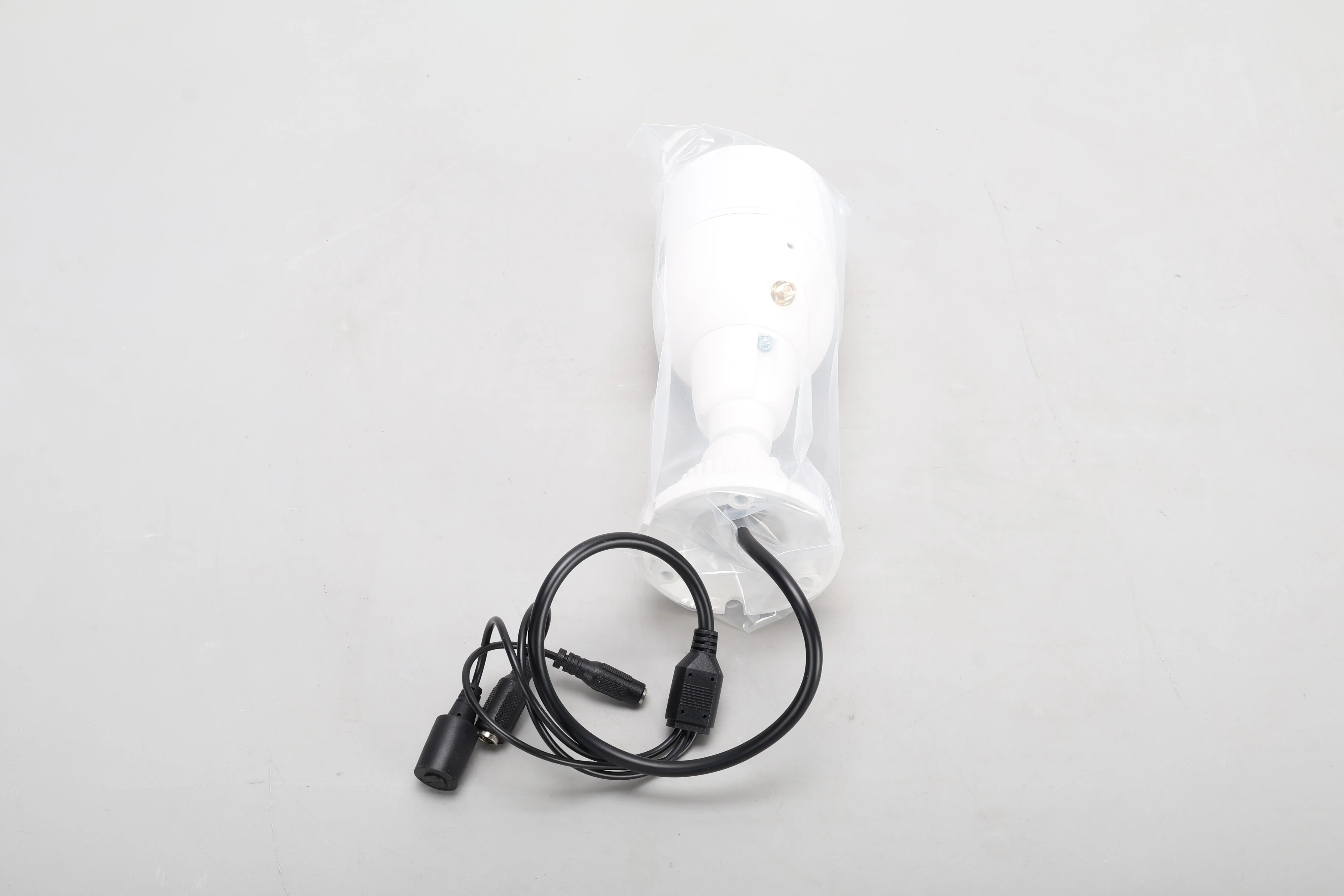 Resideo IPCAM-WOC2 1080p HD WiFi Outdoor Video Camera - New Open Box - Image 12
