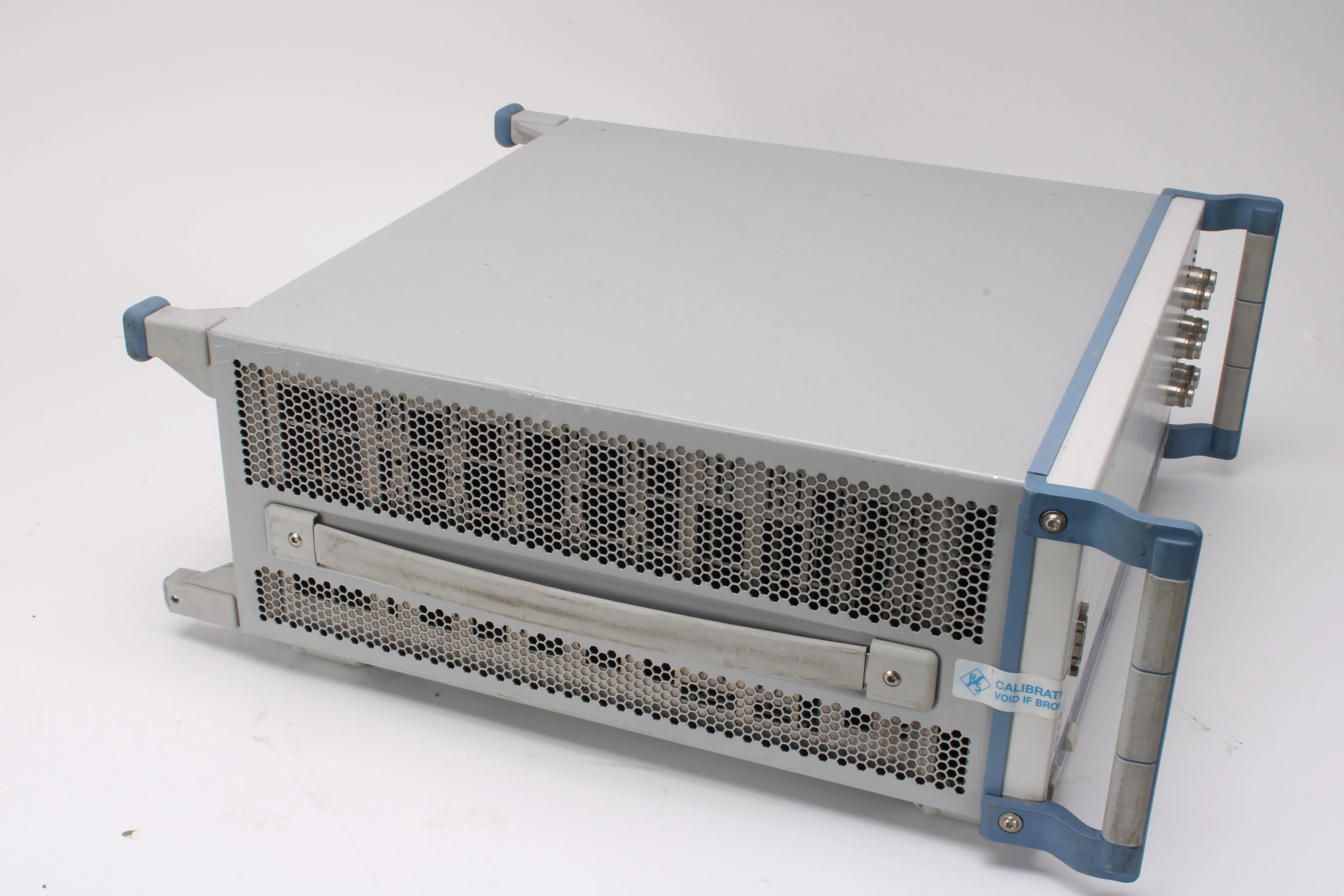 Rohde & Schwarz CMW 500 Wideband Radio Communication Tester W/ 14HW & 13SW - Image 6