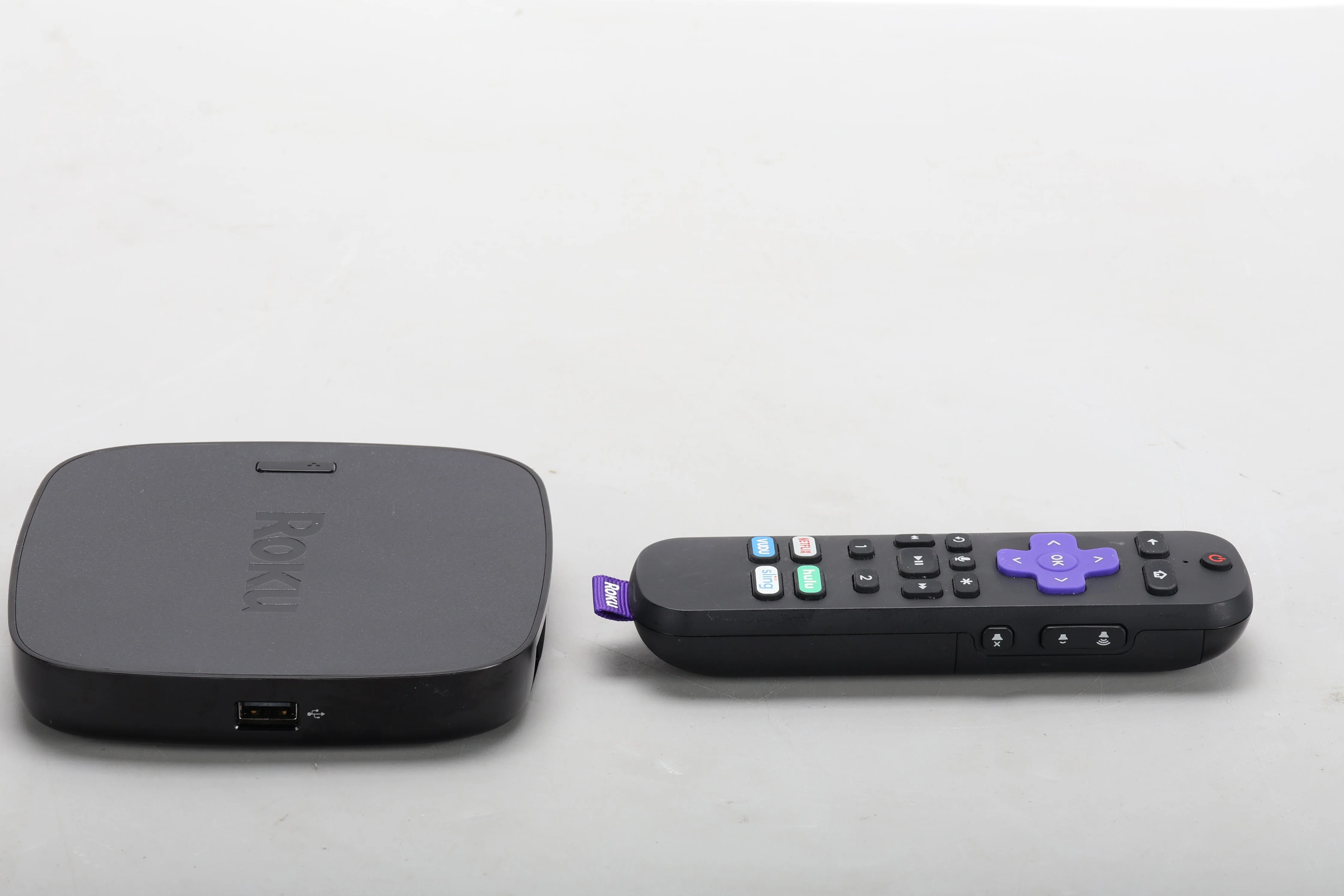 Roku 4670X Ultra Media Player Streaming Box With Remote - No Power Supply - Image 4