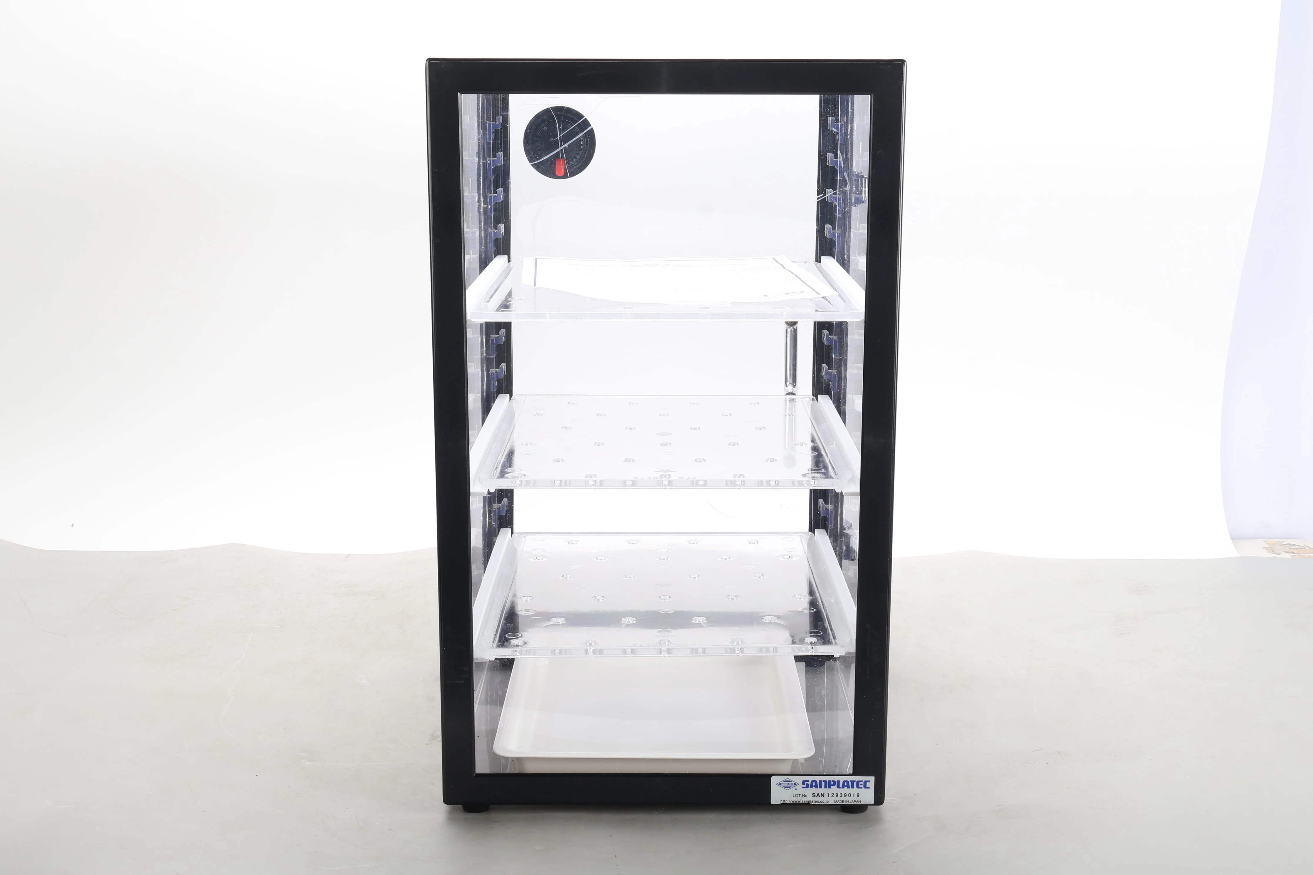 Sanplatec Dry Keeper Non-Auto C-3 Portable Desiccator 00030 W/ 3x Shelves & Tray - Image 6