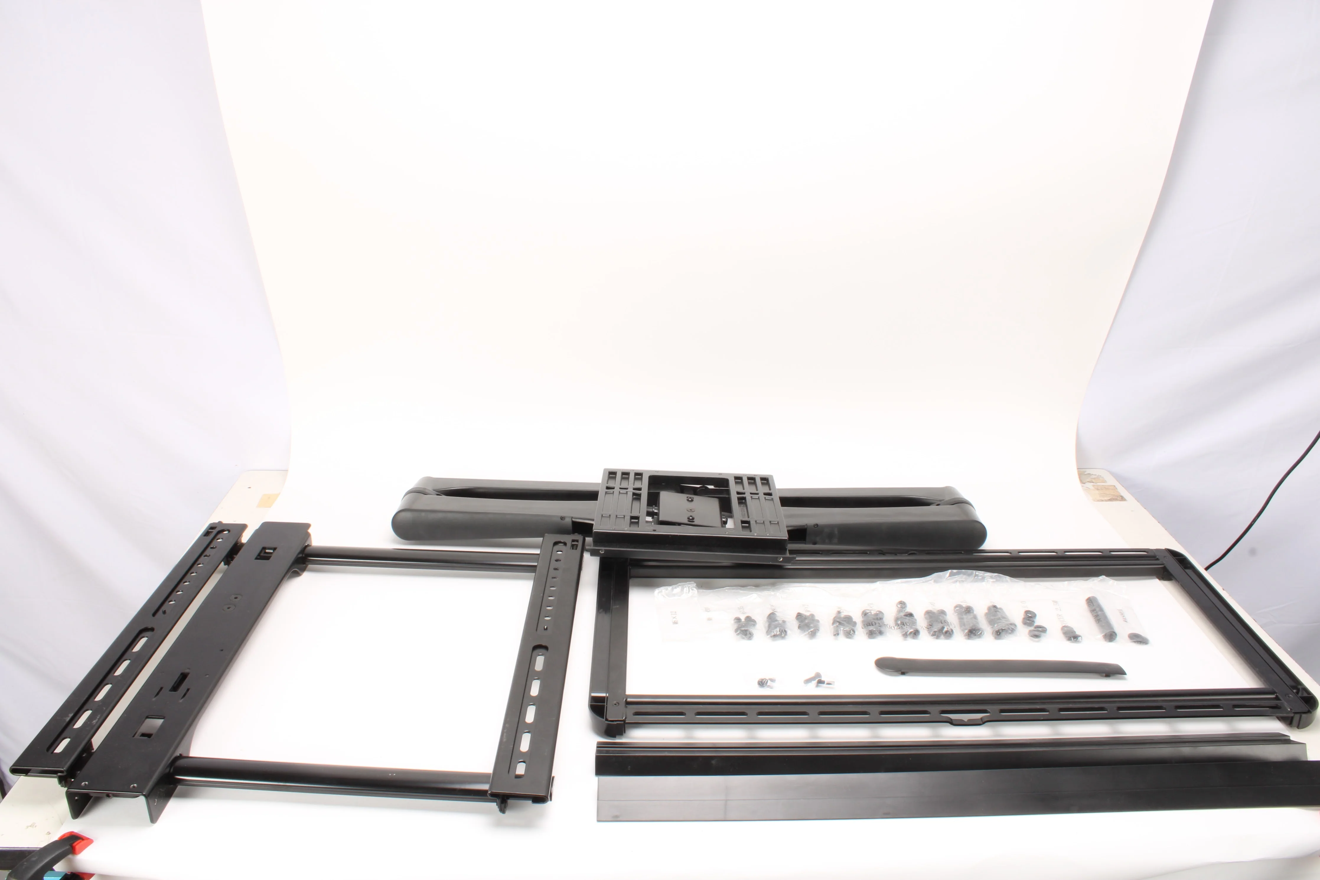 Sanus BXF130 In-Wall Full-Motion TV Mount for 42"–85" Displays - Fair Condition