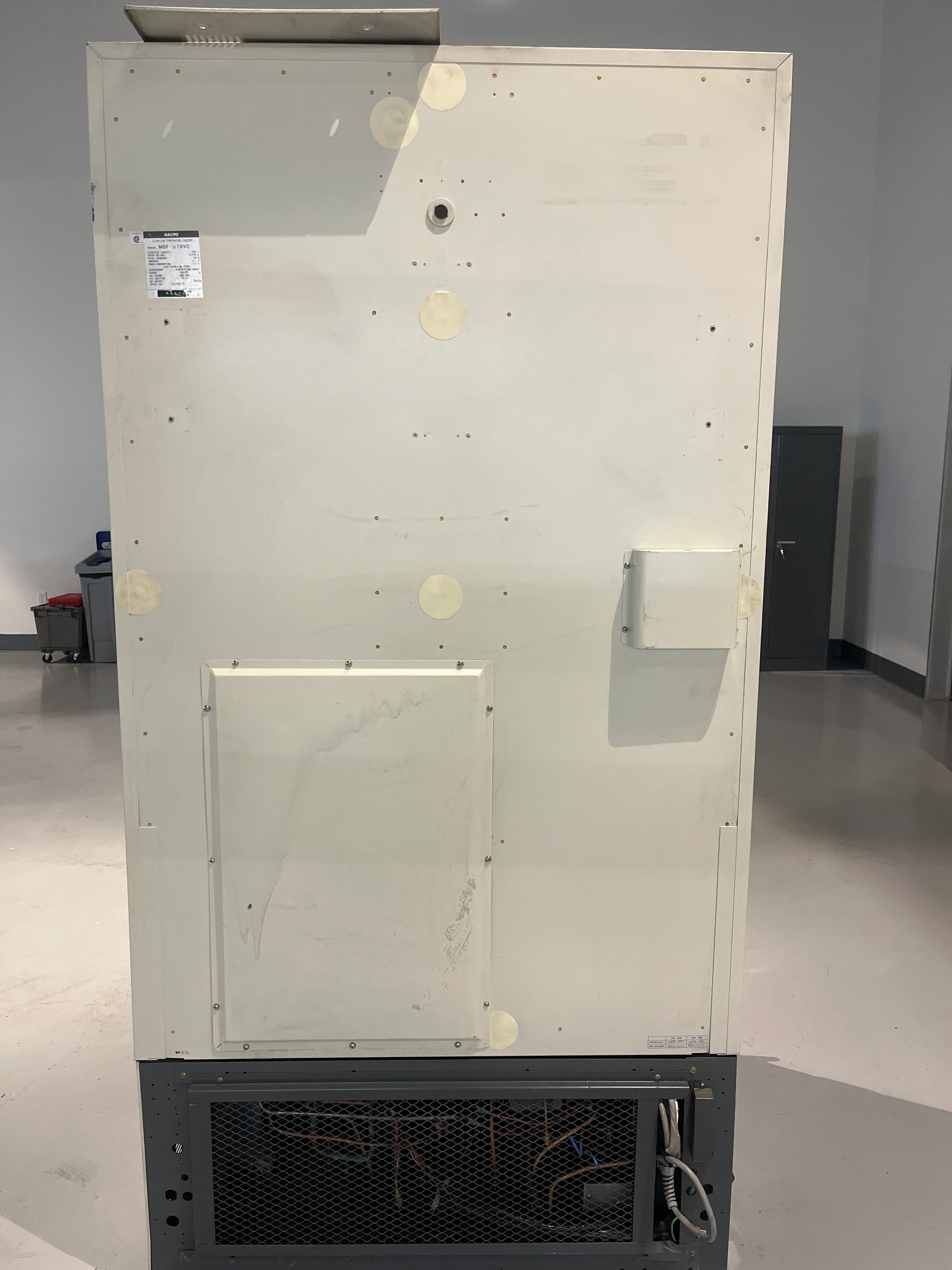 Sanyo MDF-U70VC -86C Ultra-Low Temperature Freezer - AS IS - Image 4