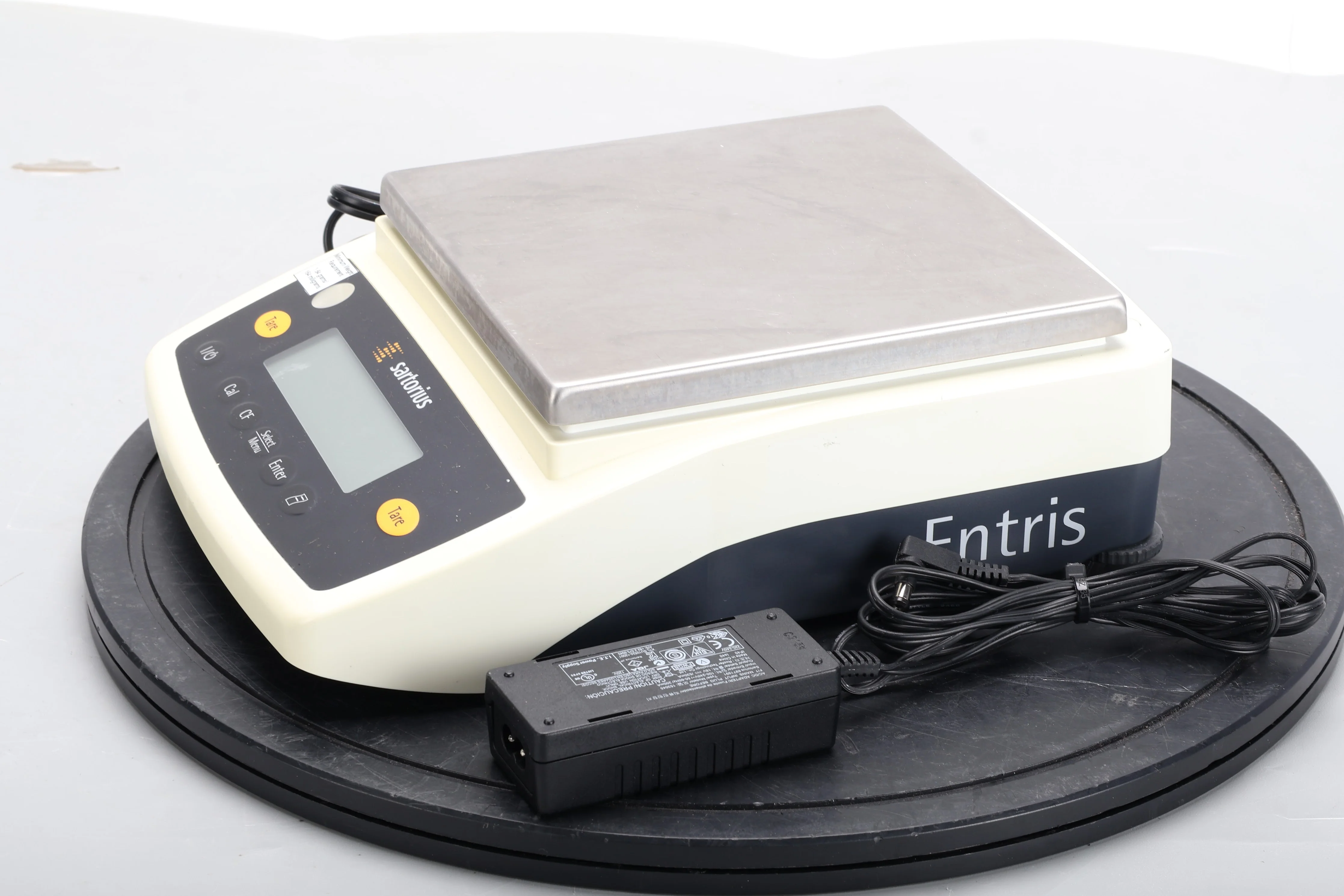 Sartorius ENTRIS8201-1S Entris II Precision Balance 8200g x 0.1g W/ Power Supply - Image 2