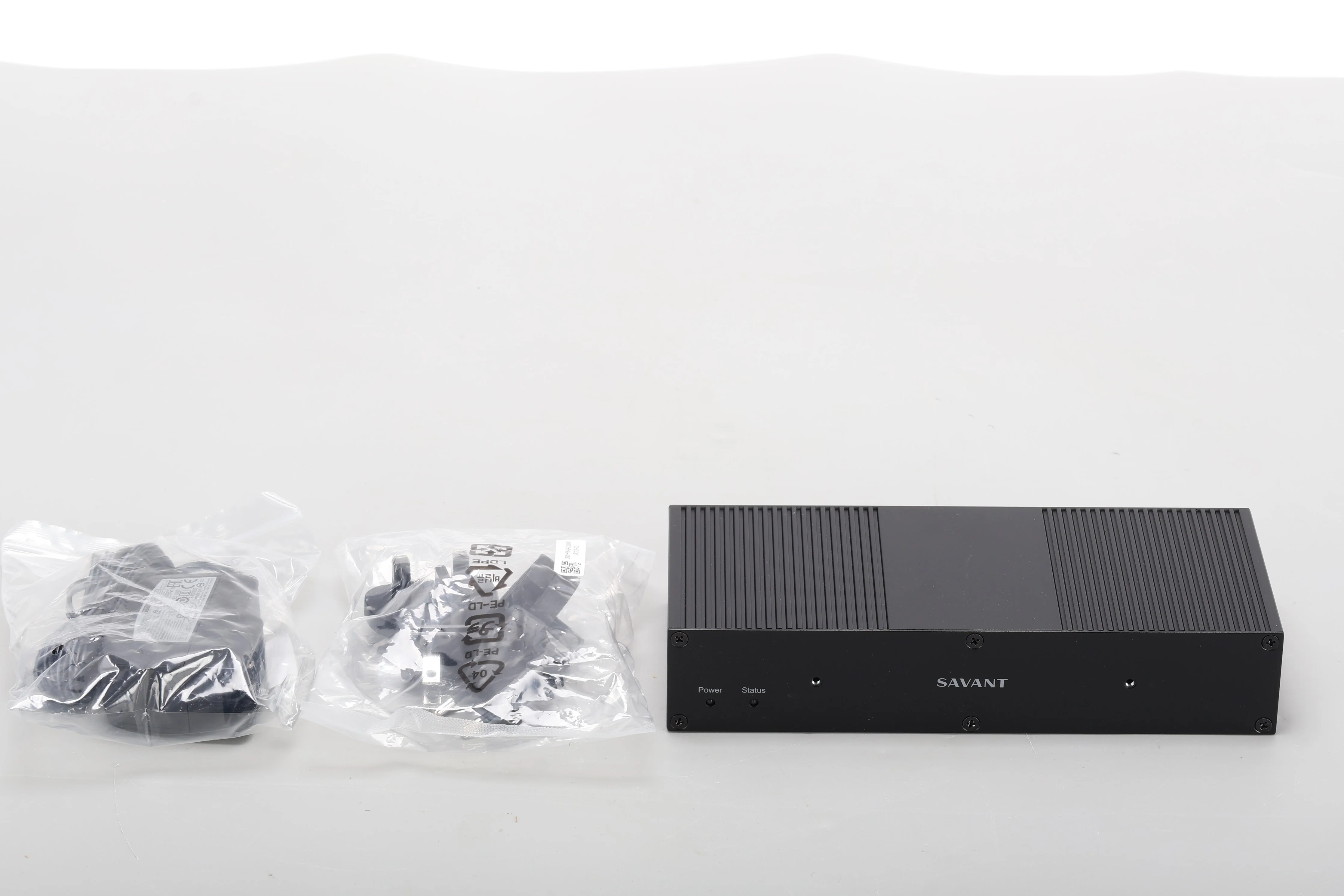 Savant PAV-SMS2001-00 IP Audio Music Server With Power Supply and Accessories - Image 2