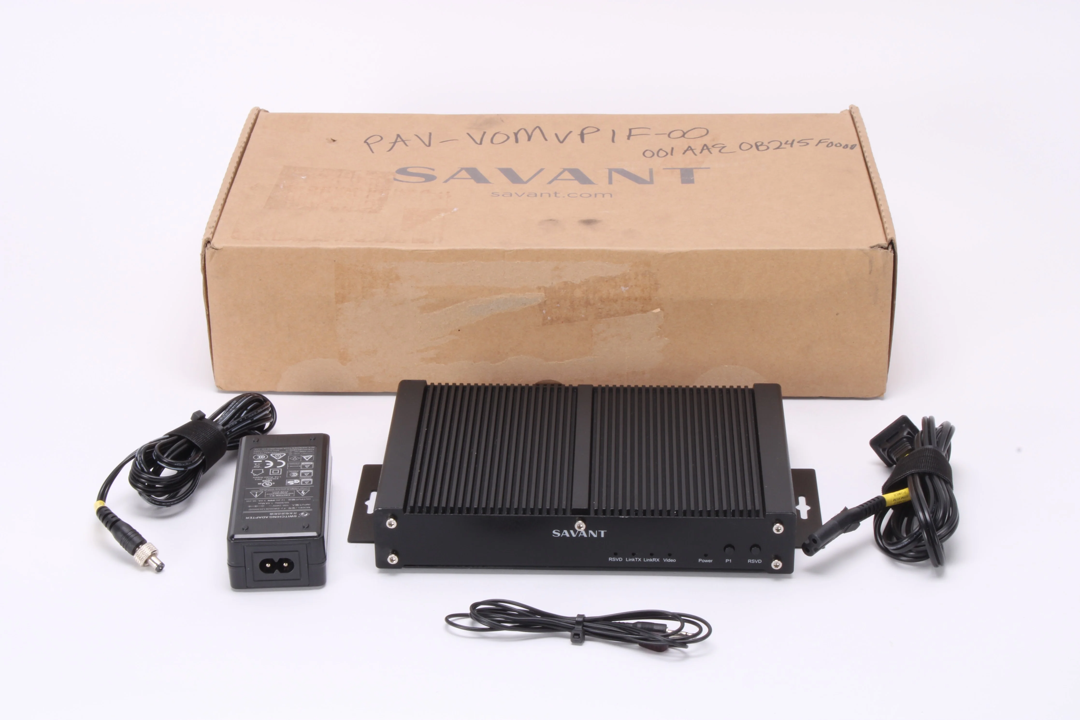 Savant PAV-VOMVP1F-00 Single Port 4K UHD Video Output IP Receiver W/Power Supply