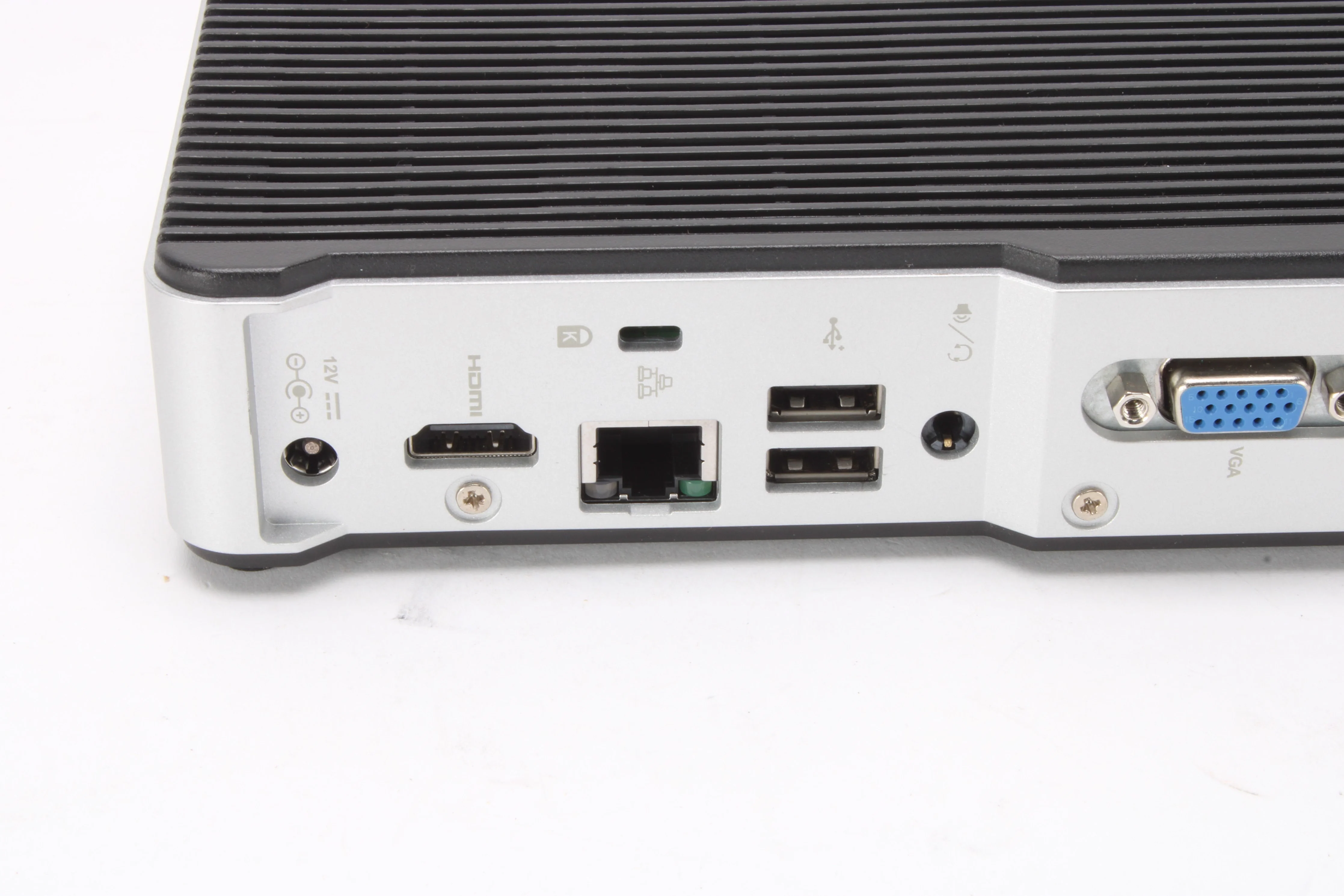 Savant SVR-SMRTD-10 Smart Host With Power Supply, Screws and Accessories - Image 6