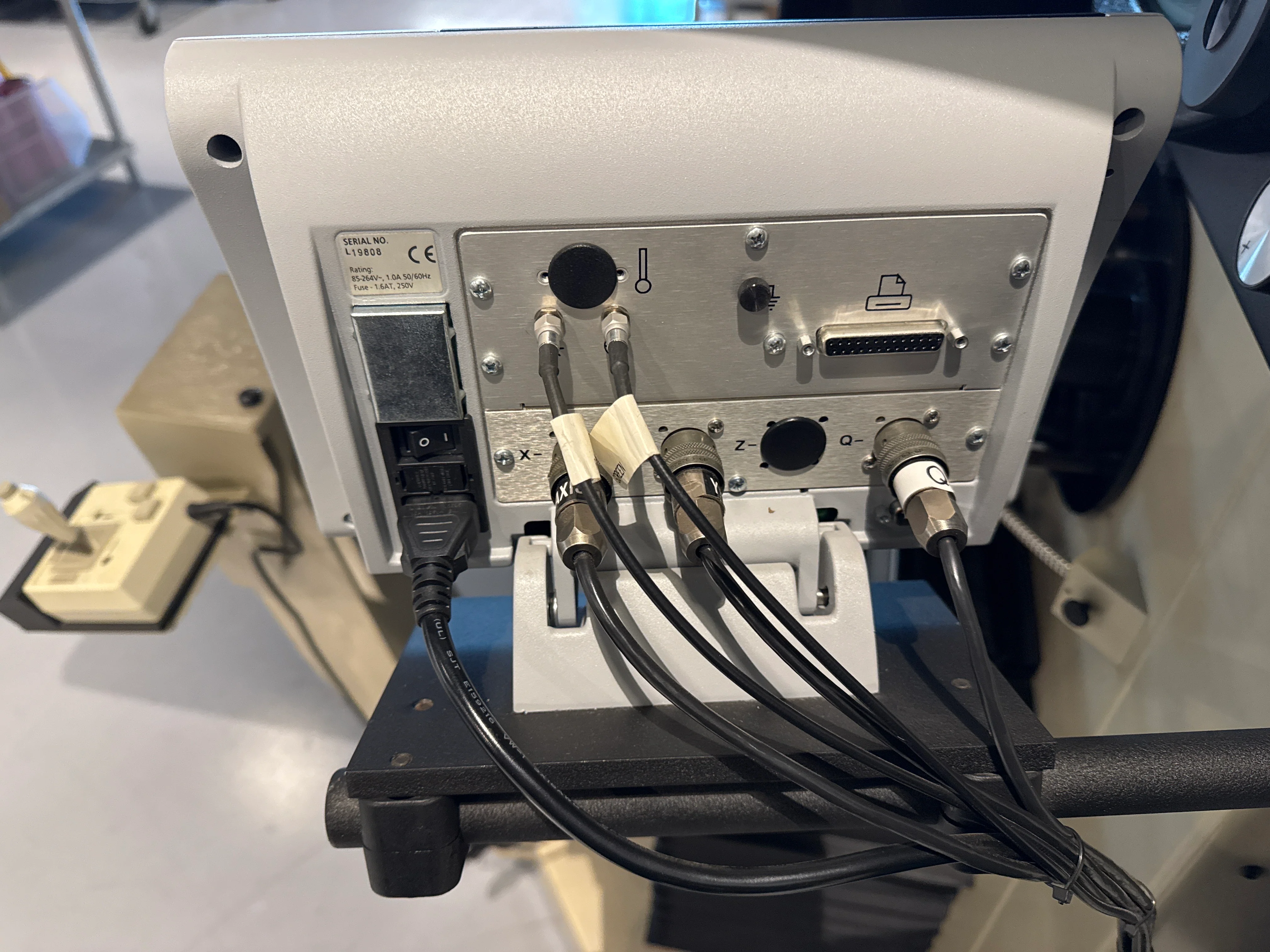 Scherr-Tumico 20-2450 24" Horizontal Beam Optical Comparator w/ Quadra-Check 200 - Image 6