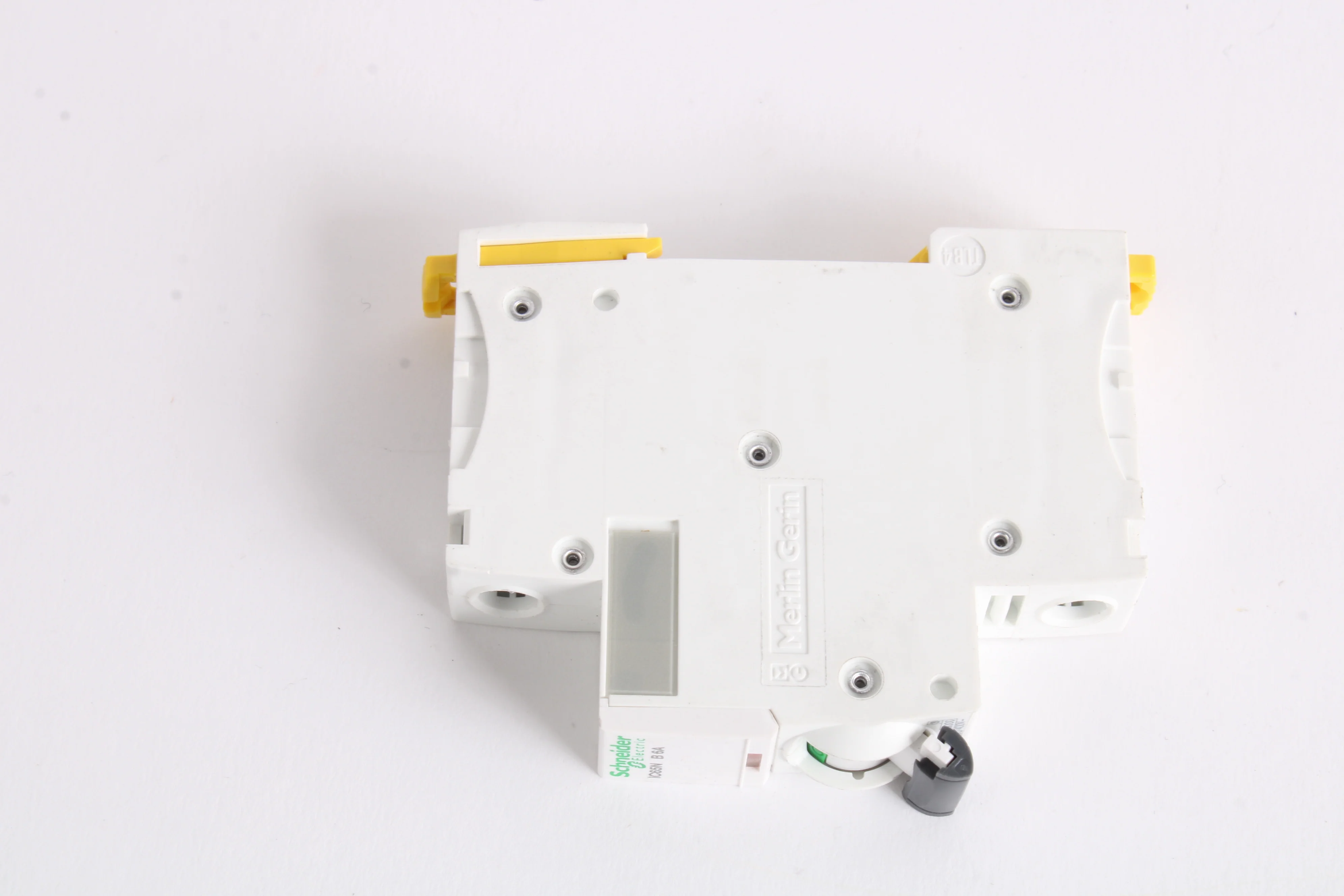 Schneider IC65N B 6A Miniature Circuit Breaker - Image 2