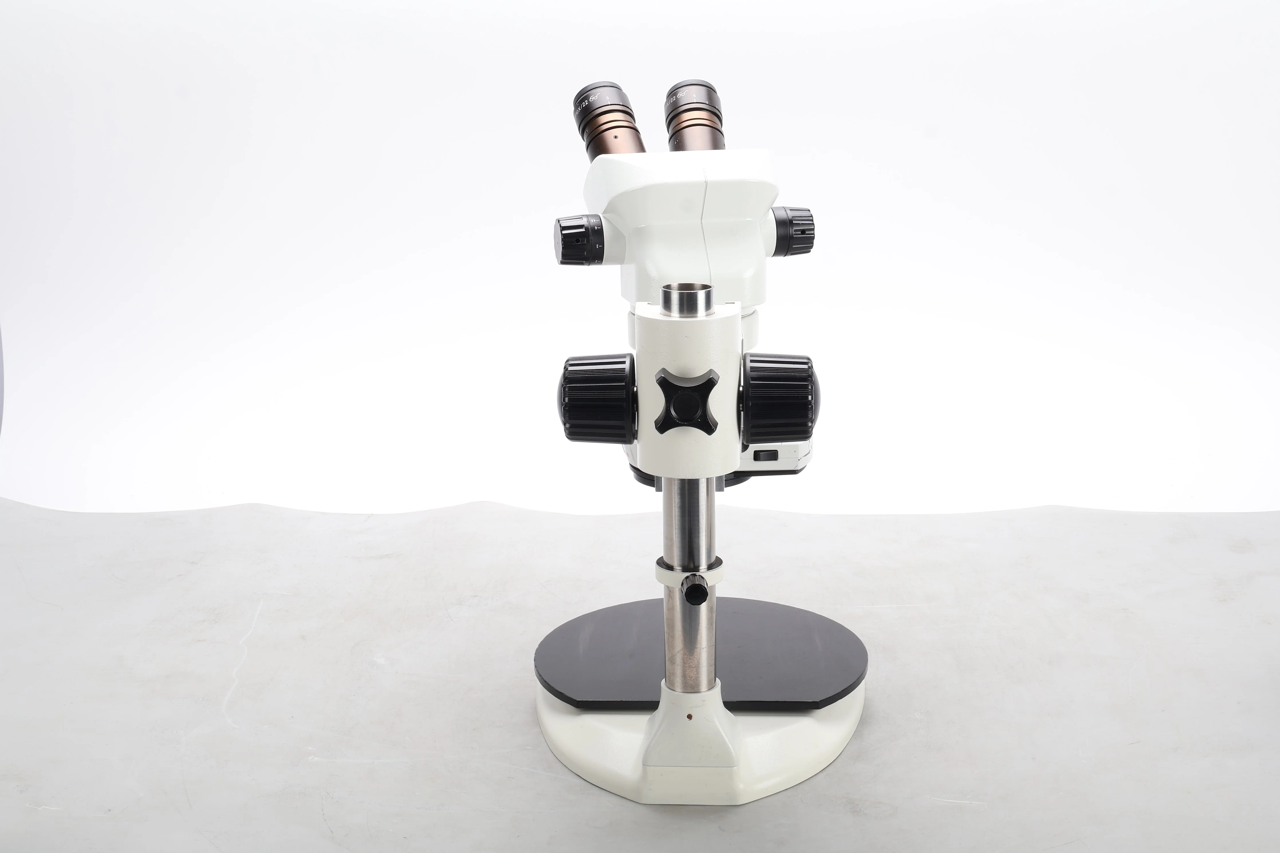 Scienscope SSZ-2 Stereo Zoom Binocular Microscope W/ 2x WF10/22 and Accessories - Image 5