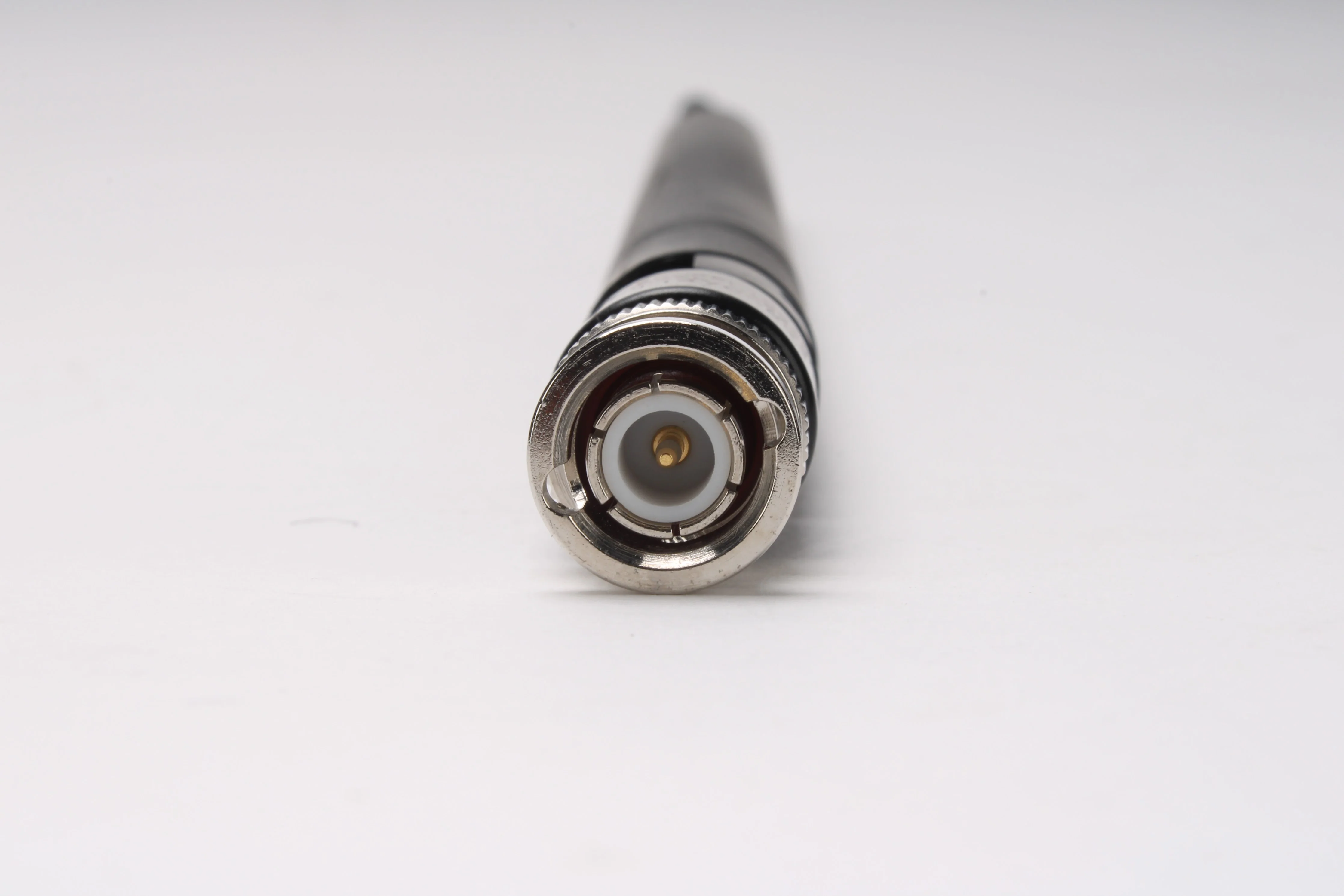 Shure 1/2 Wave Dipole UA8-470-530 Mhz Tx/Rx Antenna - Image 4