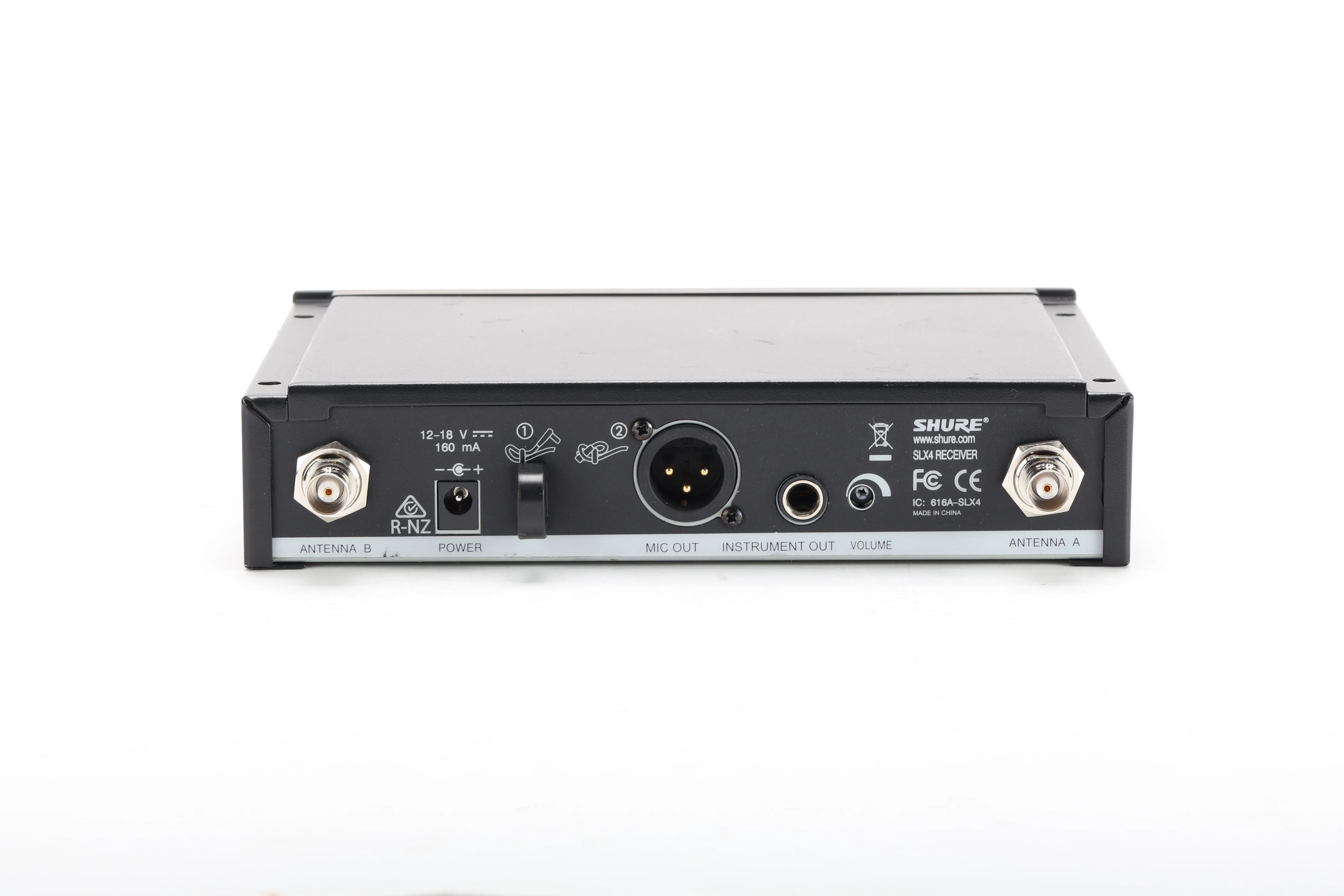 Shure SLX4-H19 Wireless Microphone System H19 542-572 MHz - Image 4