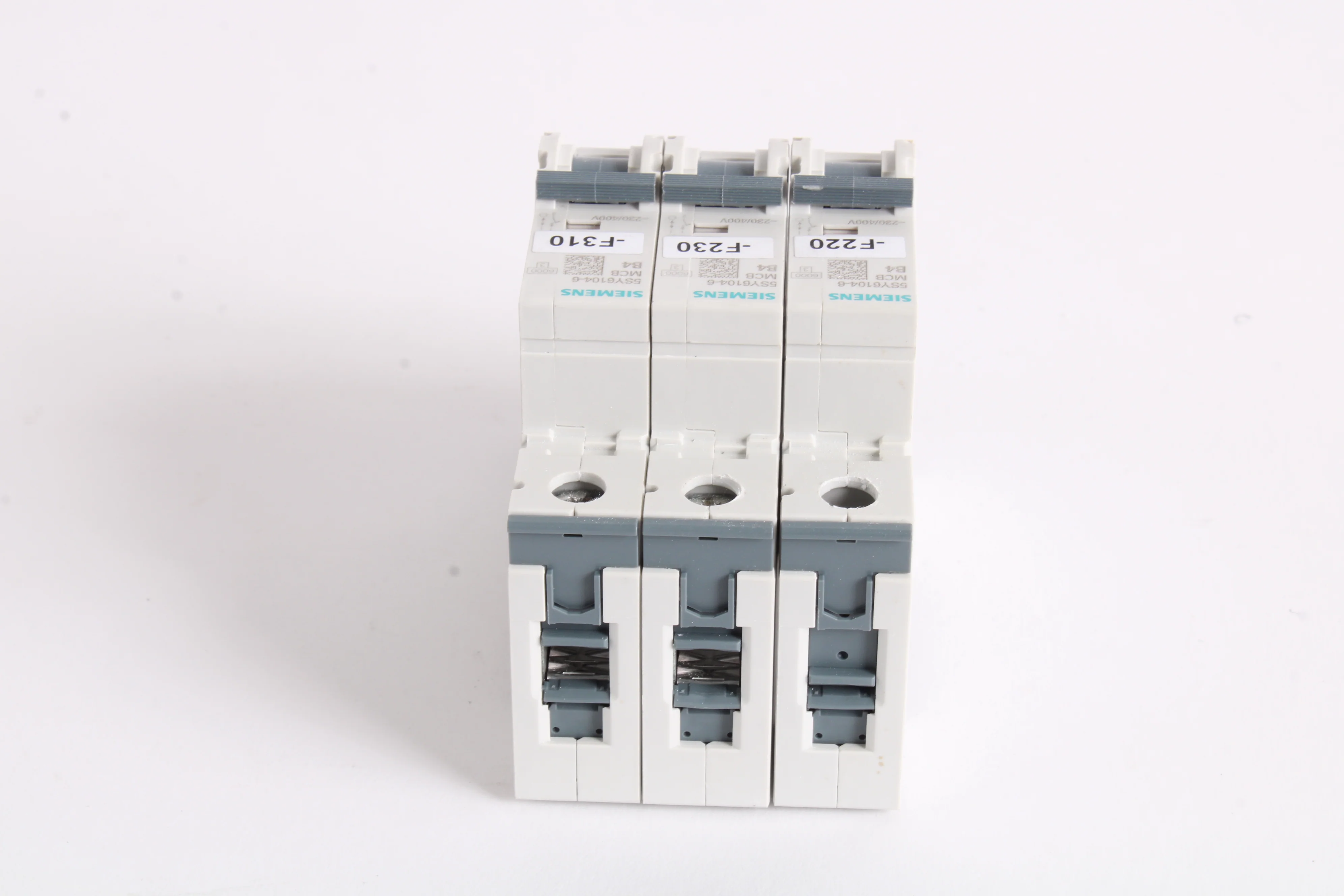 Siemens 5SY6104-6 Circuit Breaker - Image 3
