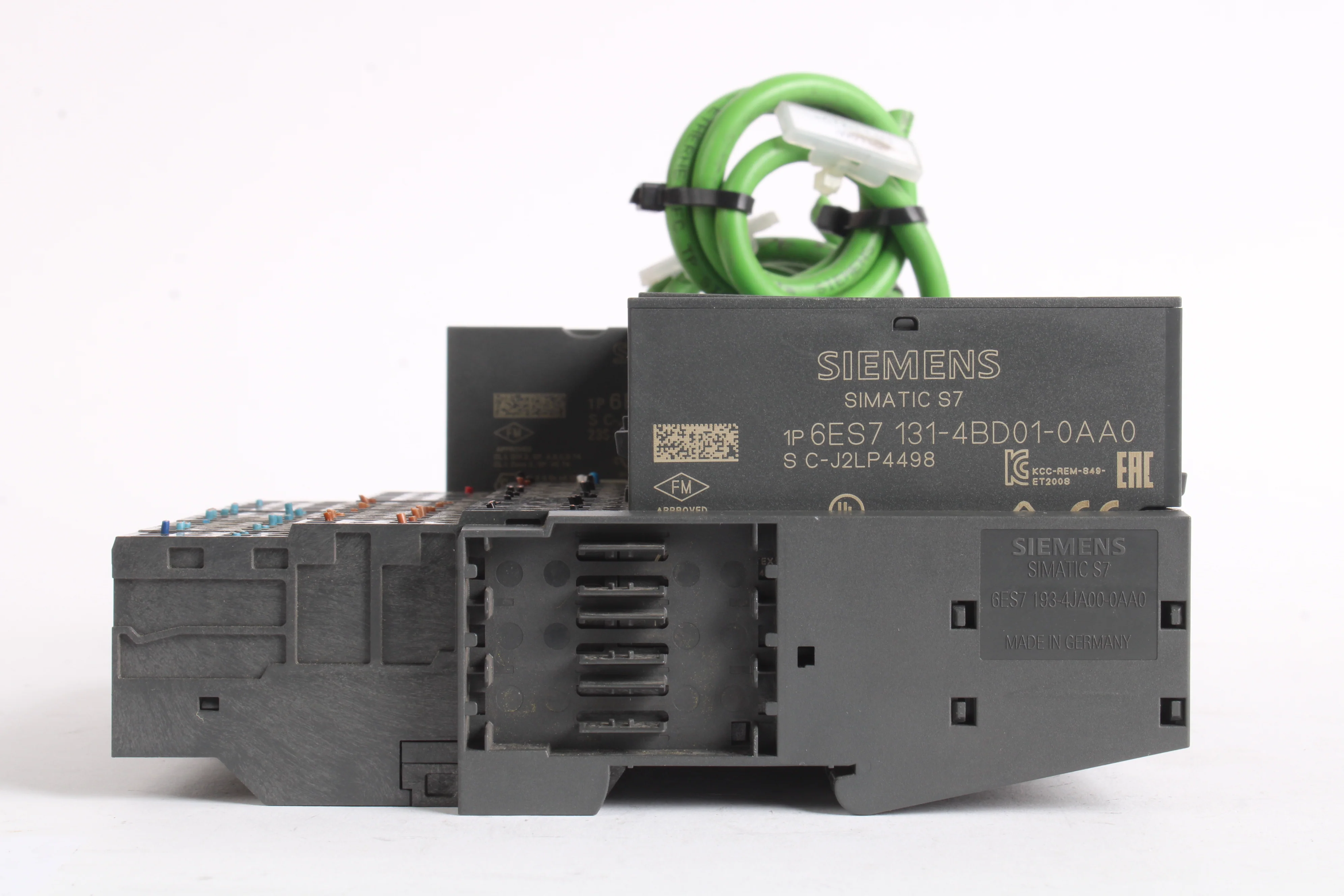 Siemens ET 200S I/O System W/ 6ES7 151-3BA23-0AB0, 6ES7 138-4CA01-0AA0, 020570-B - Image 5