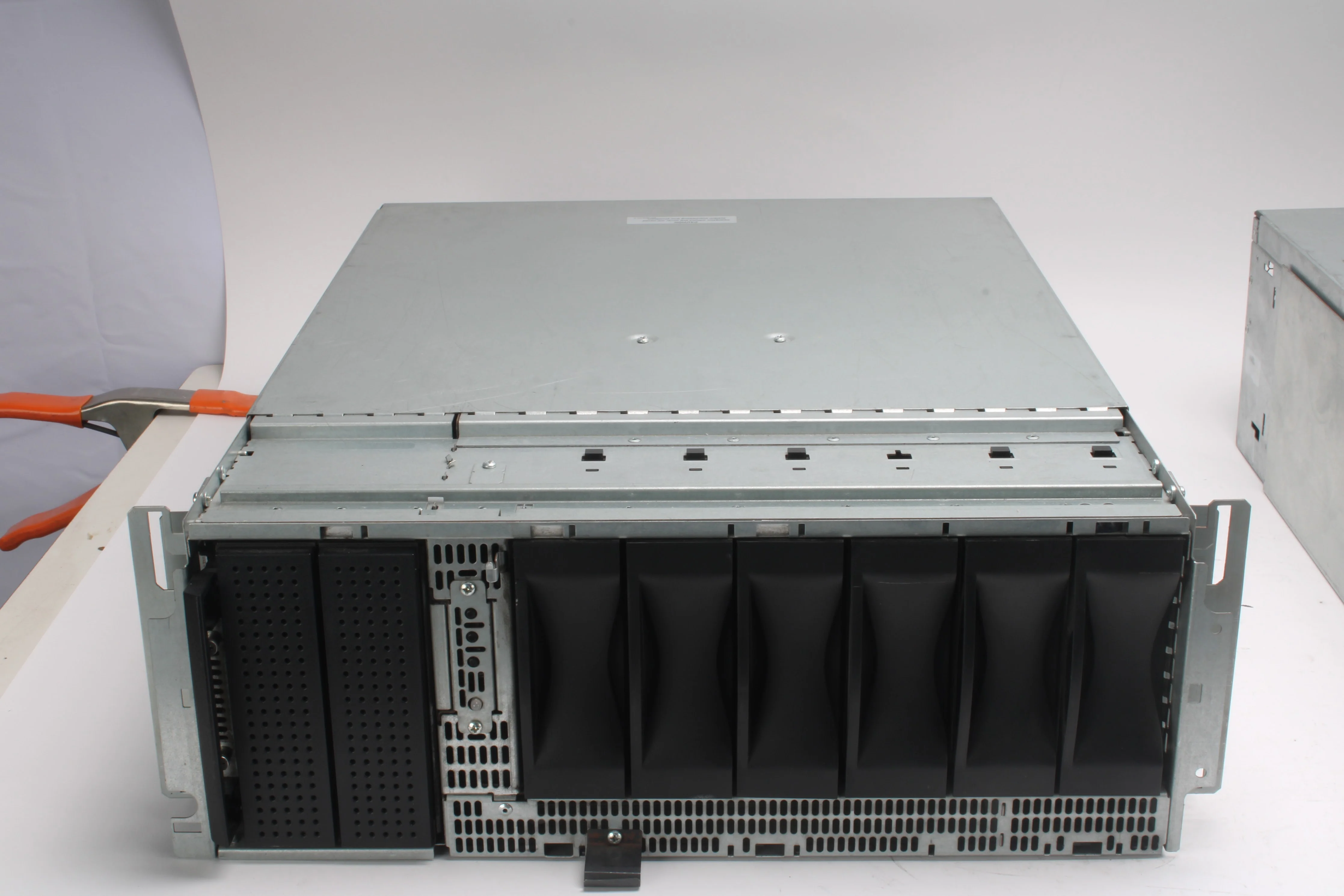Silicon CMN A018 / CMN A019 Graphics Origin 200 Server Lot of 2 - Fair Condition - Image 2