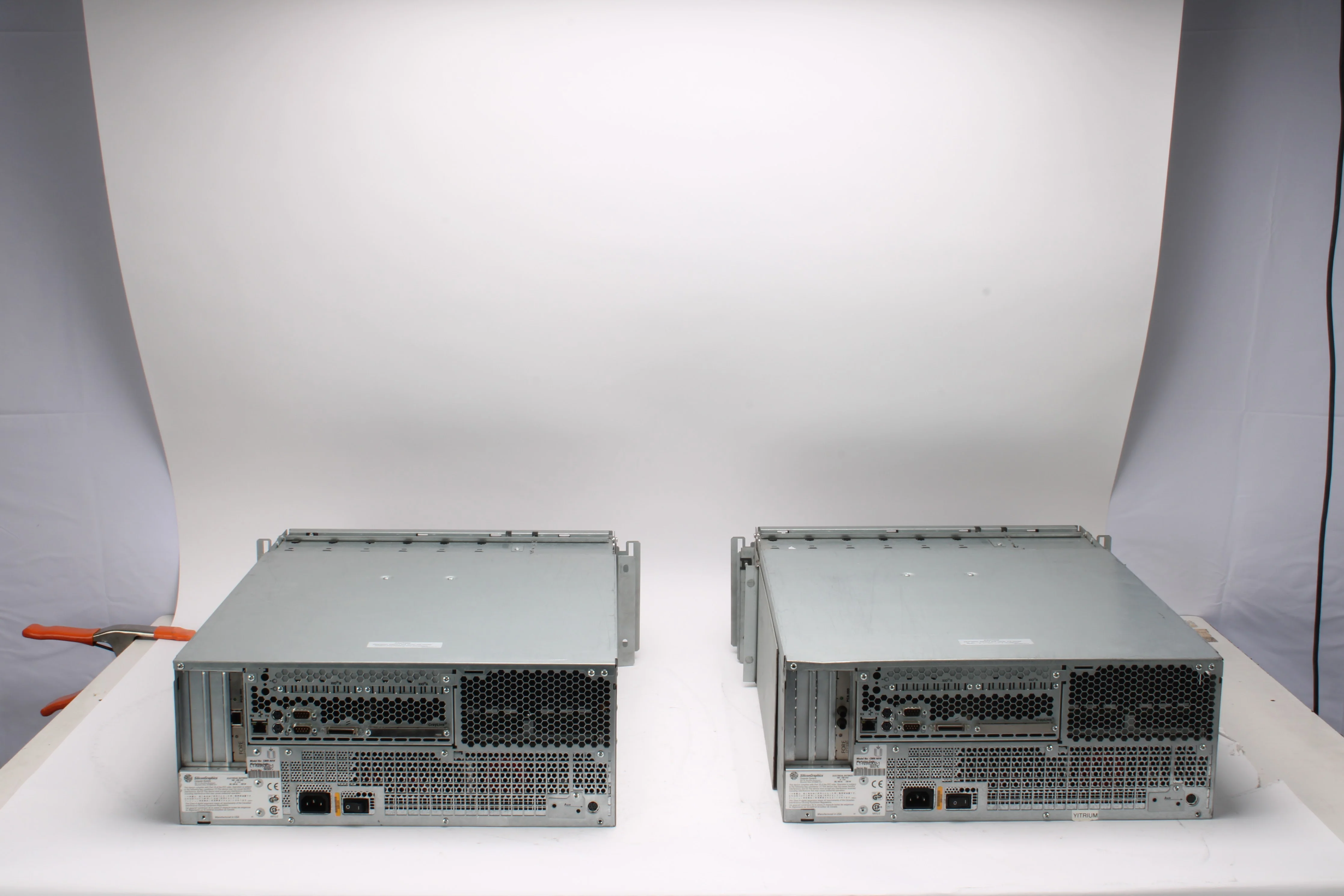 Silicon CMN A018 / CMN A019 Graphics Origin 200 Server Lot of 2 - Fair Condition - Image 7