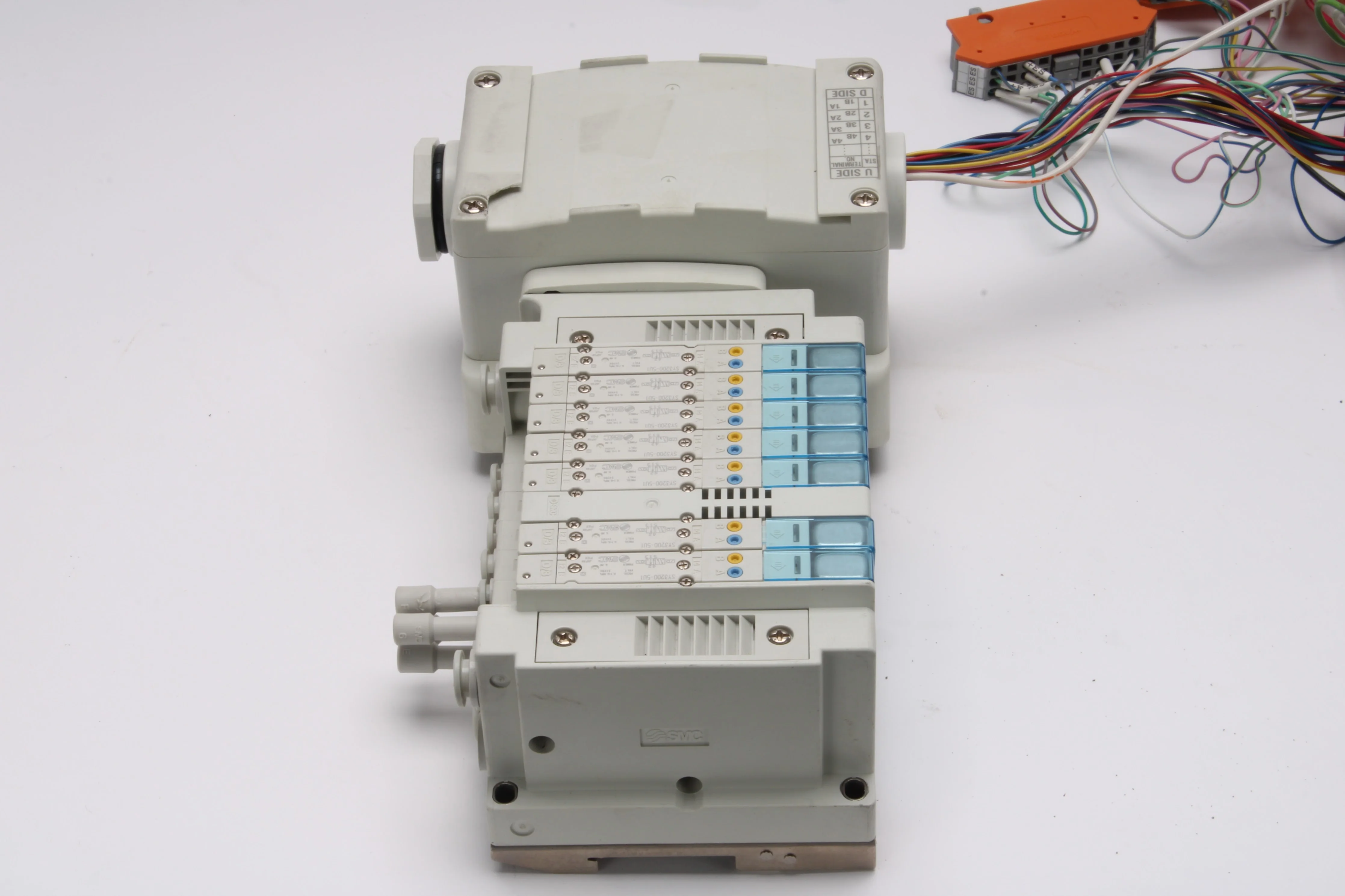 SMC 7x SY3200-5U1 Solenoid Air Valve With Manifold - Fair Condition - Image 3